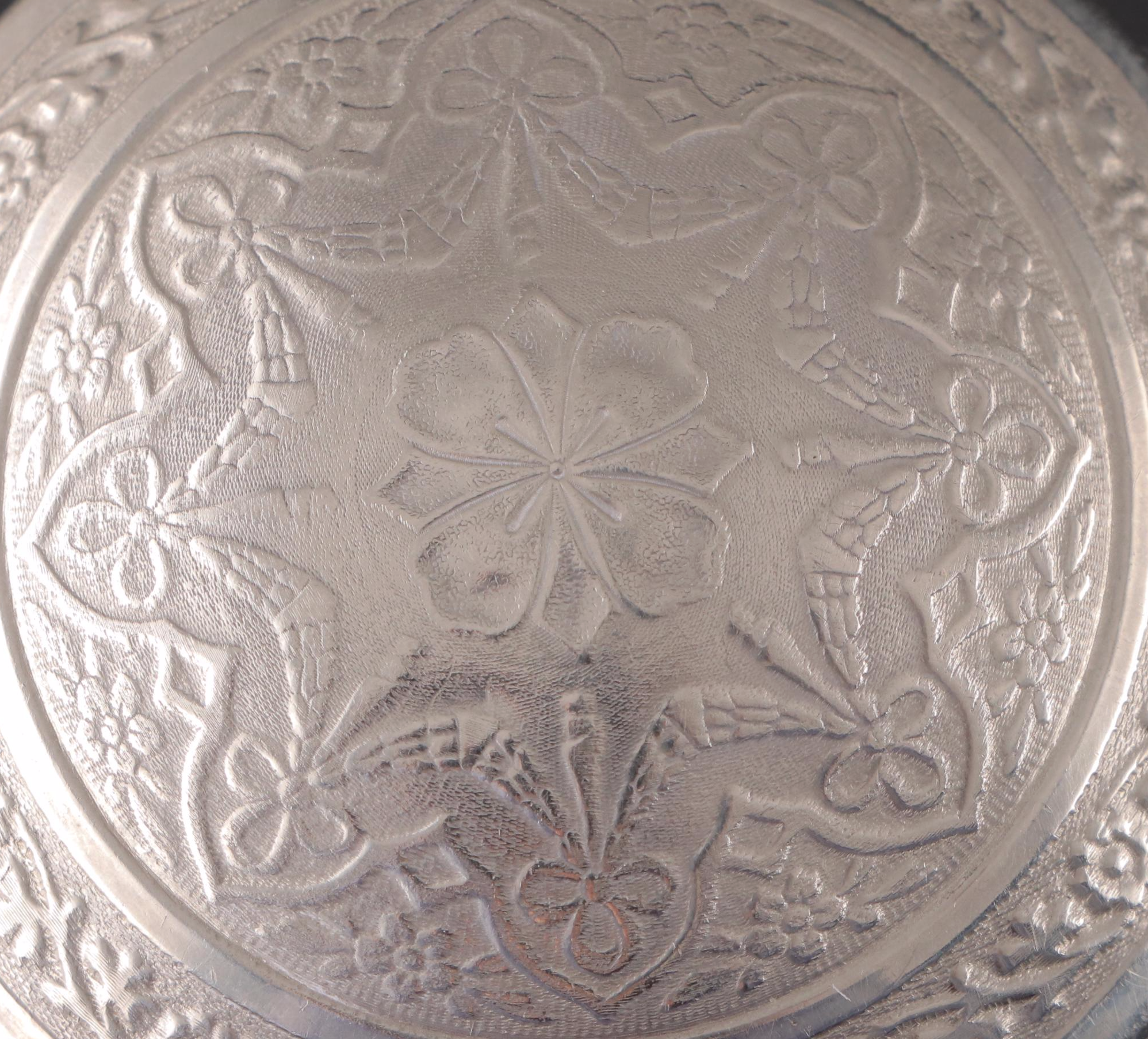 Richard Hudnut Three Flowers Silver Tone Metal Compact, Mid-20th Century