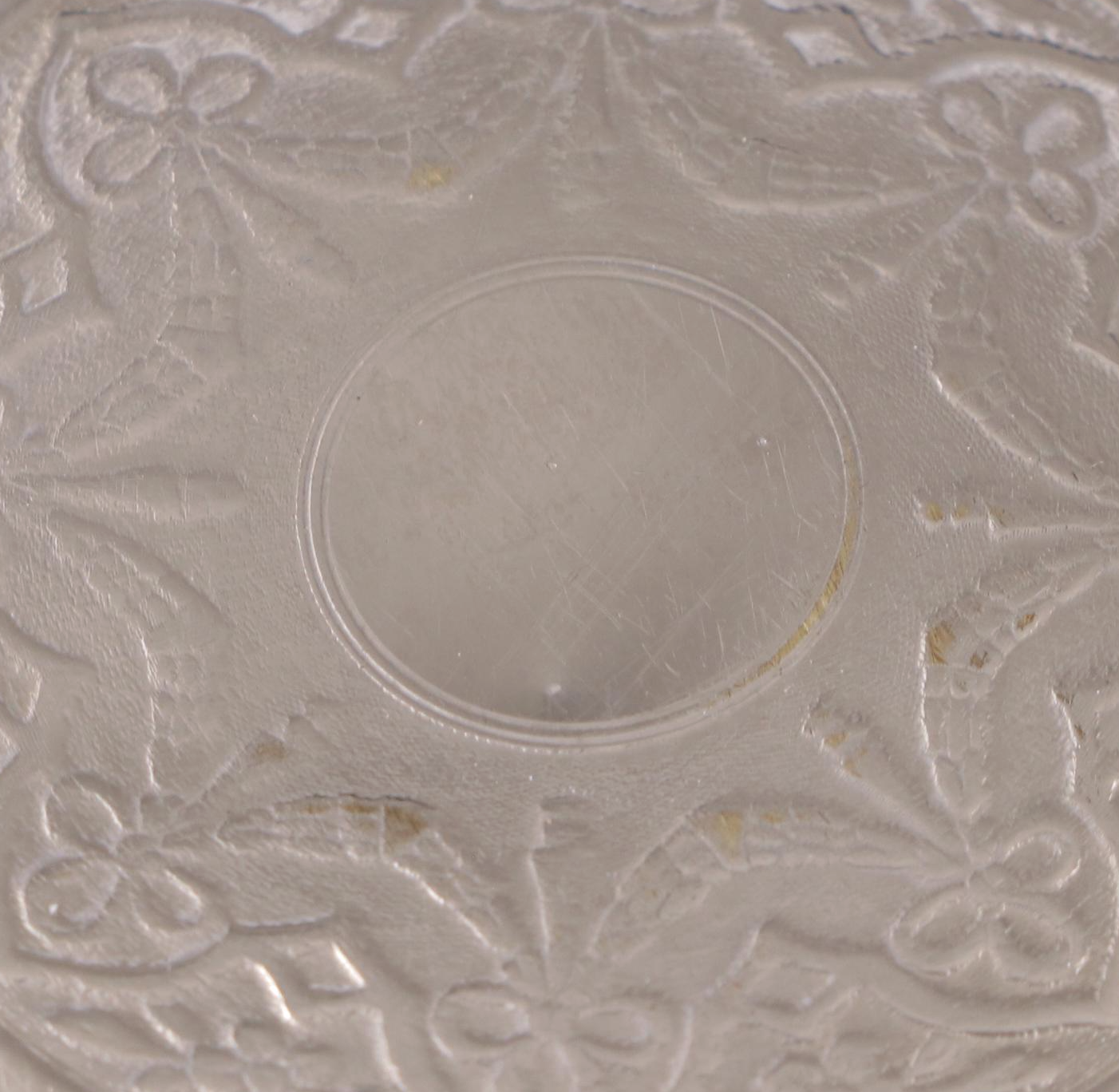 Richard Hudnut Three Flowers Silver Tone Metal Compact, Mid-20th Century