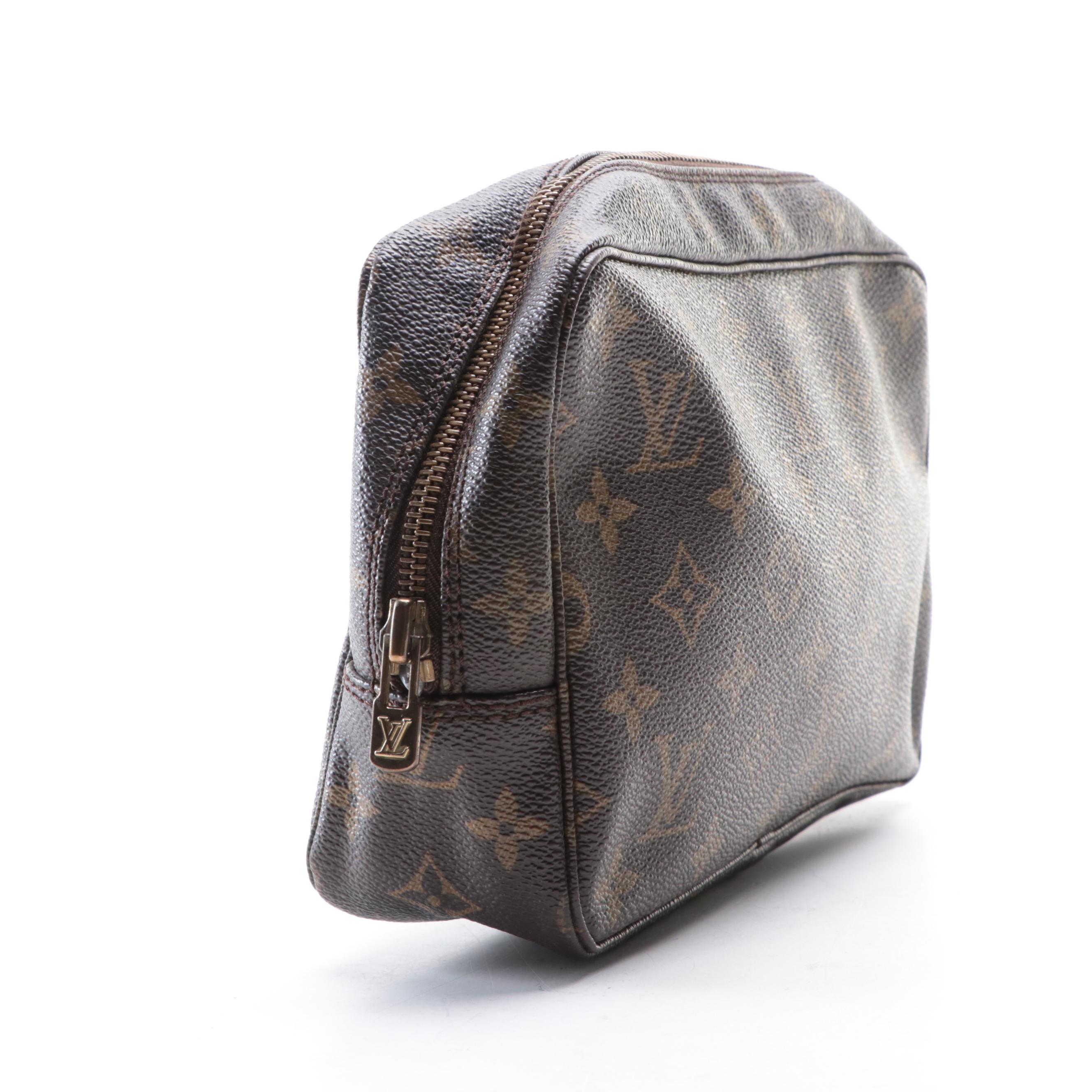 Louis Vuitton Trousse Toilette 23 in Monogram Canvas