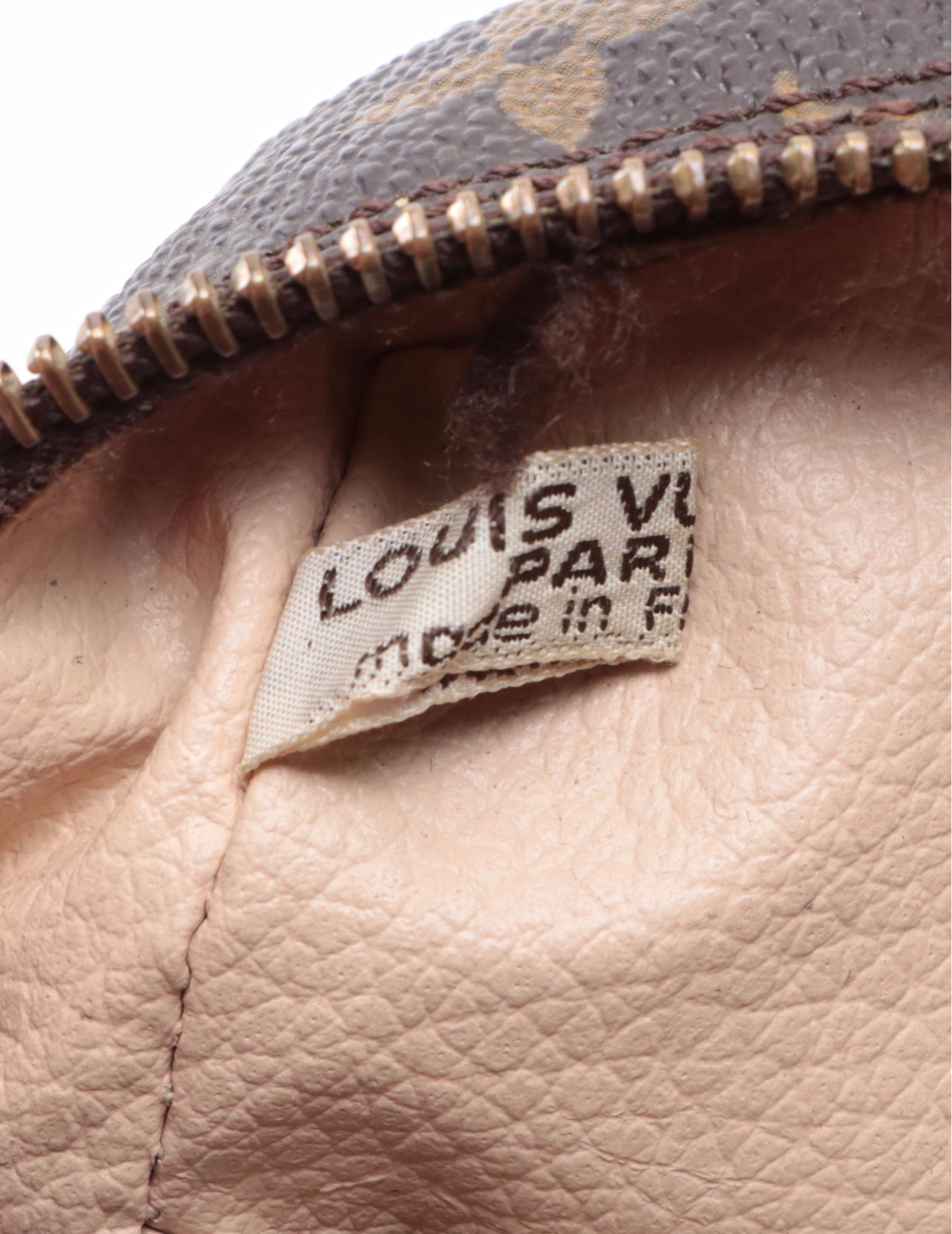 Louis Vuitton Trousse Toilette 23 in Monogram Canvas