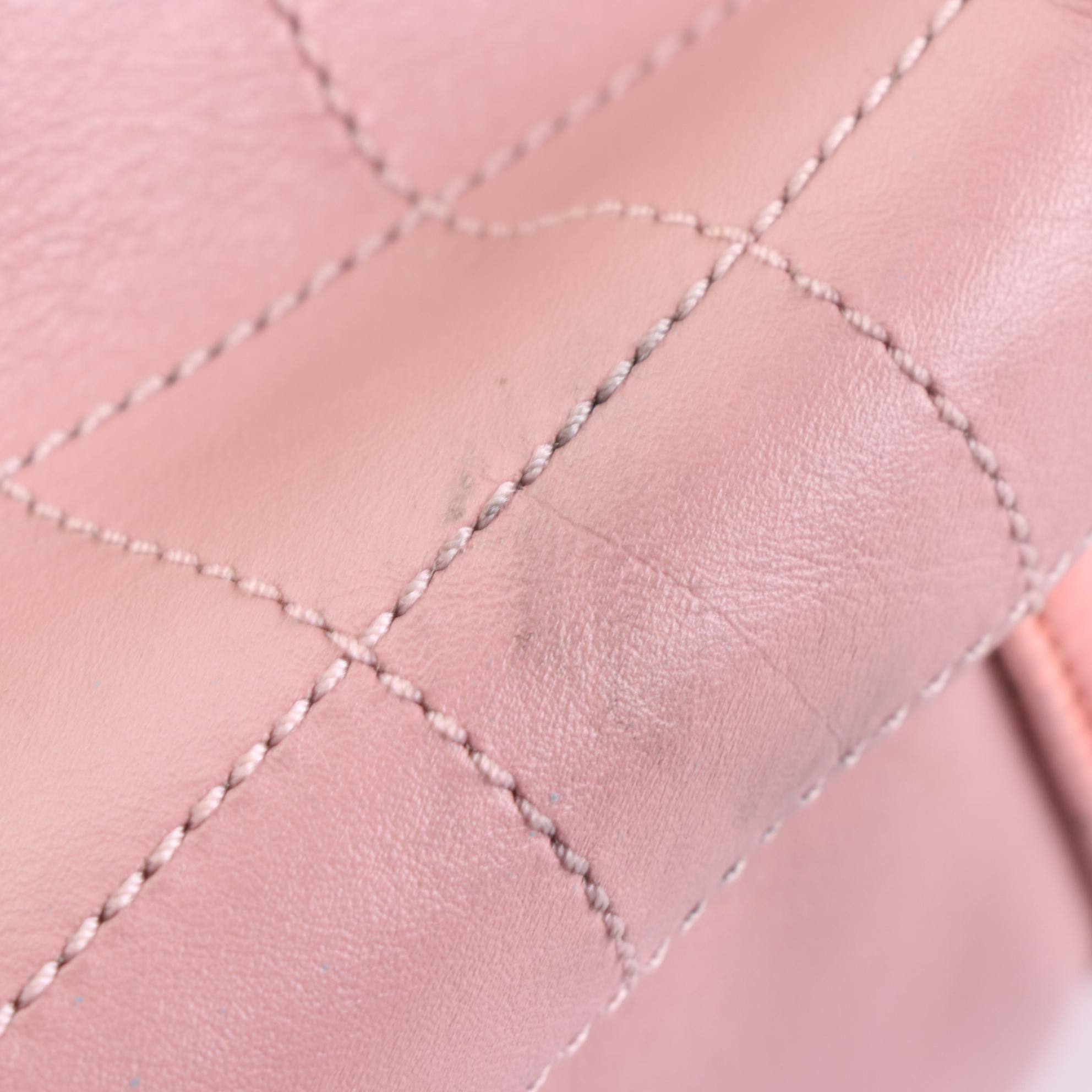 Chanel Shoulder Bag in Square Stitch and Smooth Leather