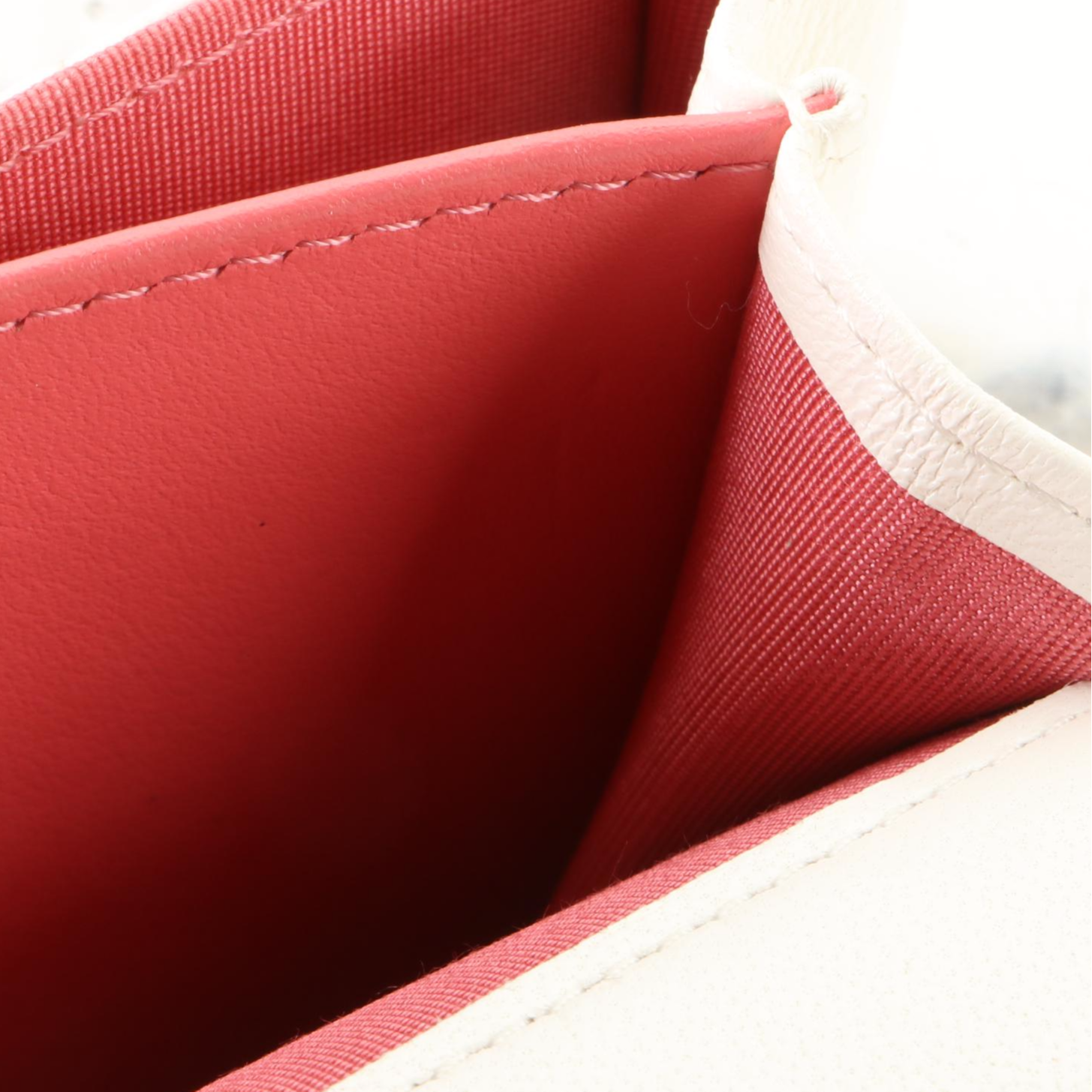 Chanel 19 Flap Card Holder in White Quilted Lambskin