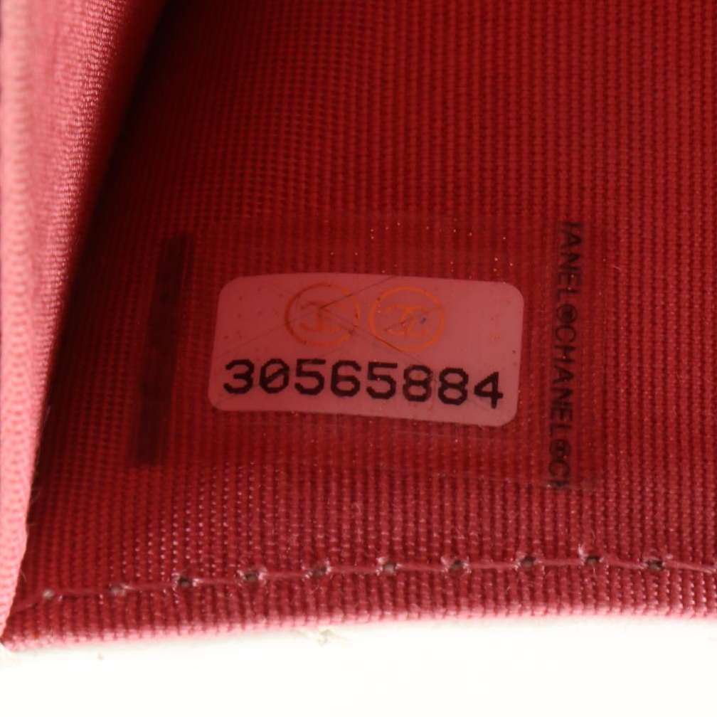 Chanel 19 Flap Card Holder in White Quilted Lambskin