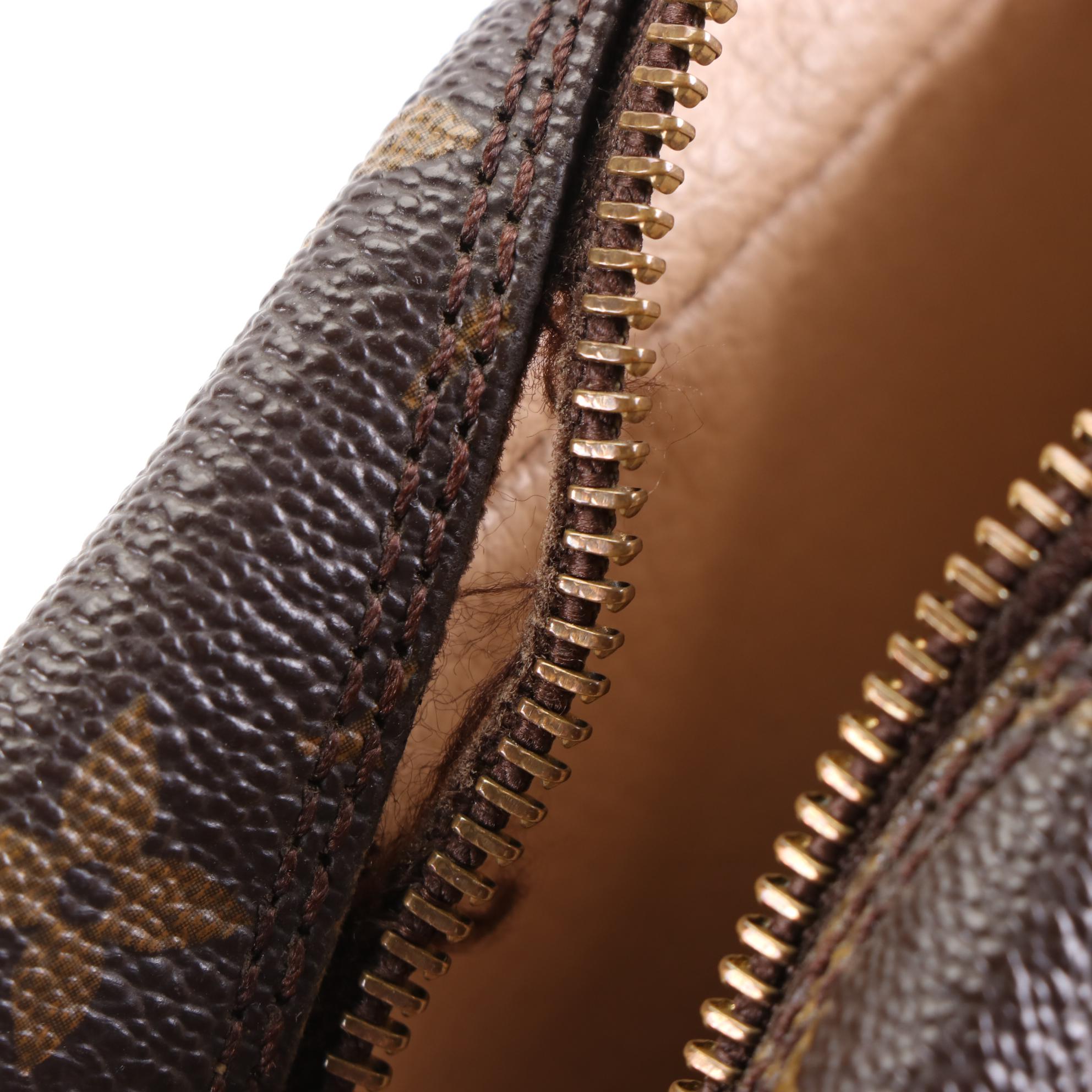 Louis Vuitton Trousse Toilette 23 in Monogram Canvas