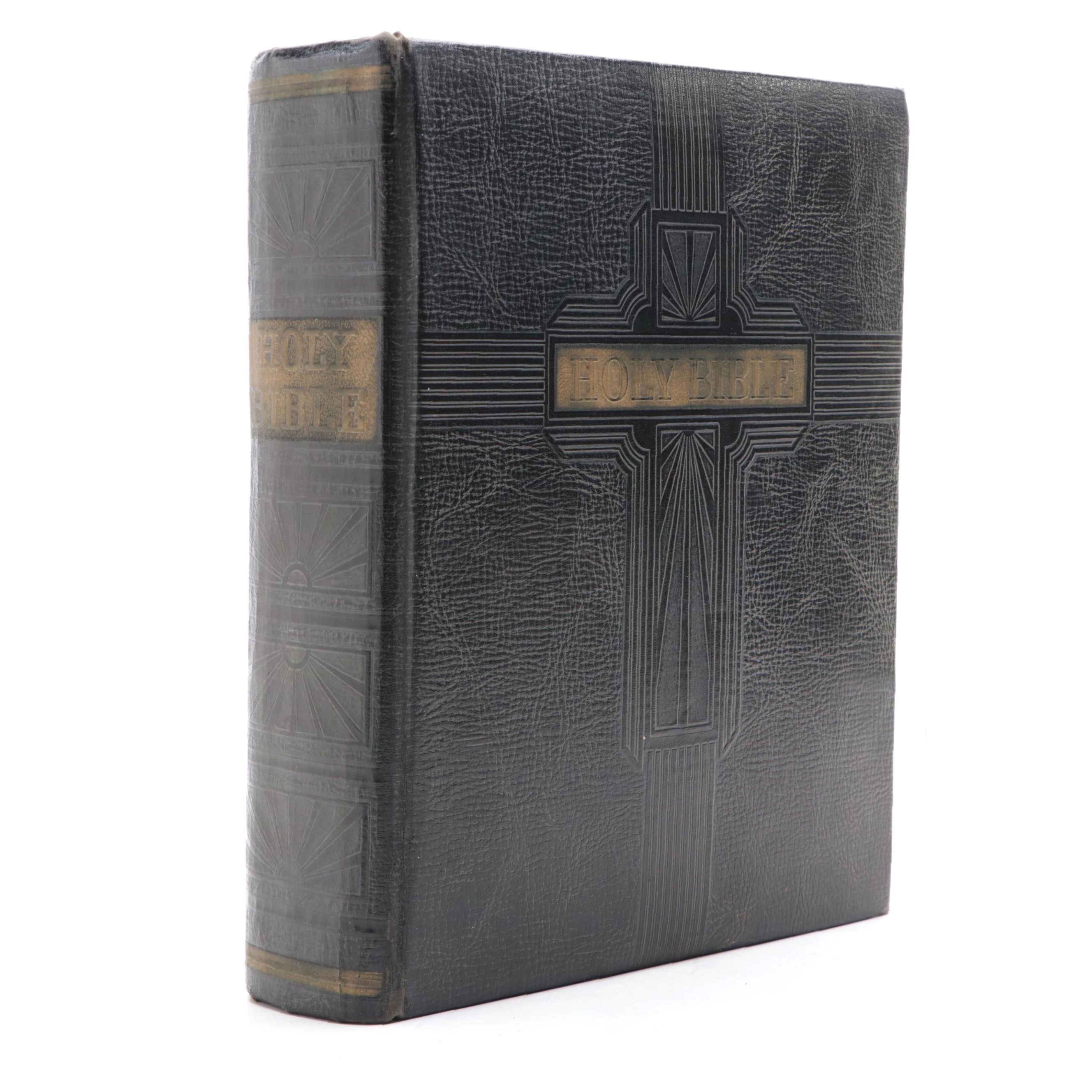 Self-Pronouncing Pictorial Family Holy Bible with Marginal References