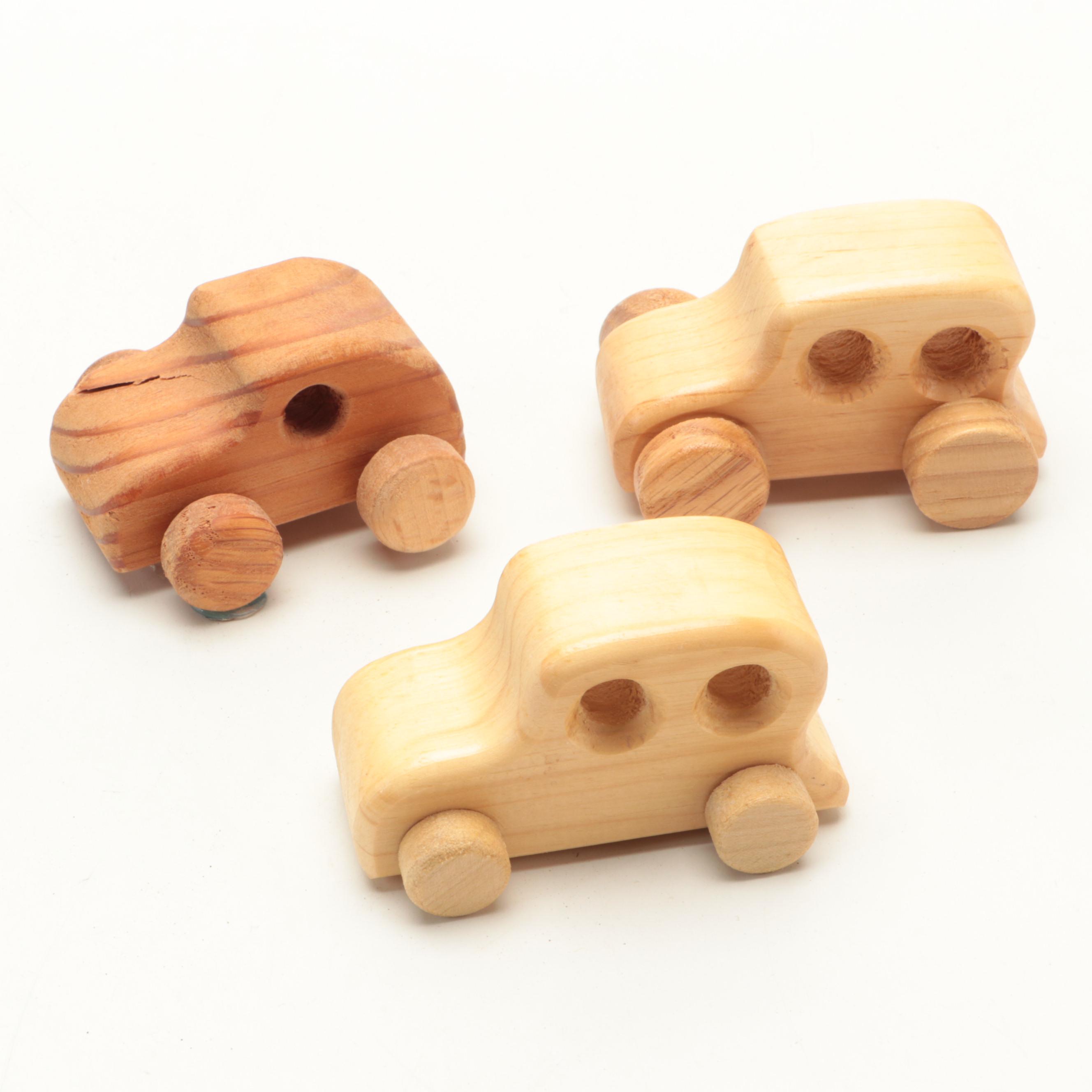 Ganz Wooden Golf Cart with Other Wooden Cars
