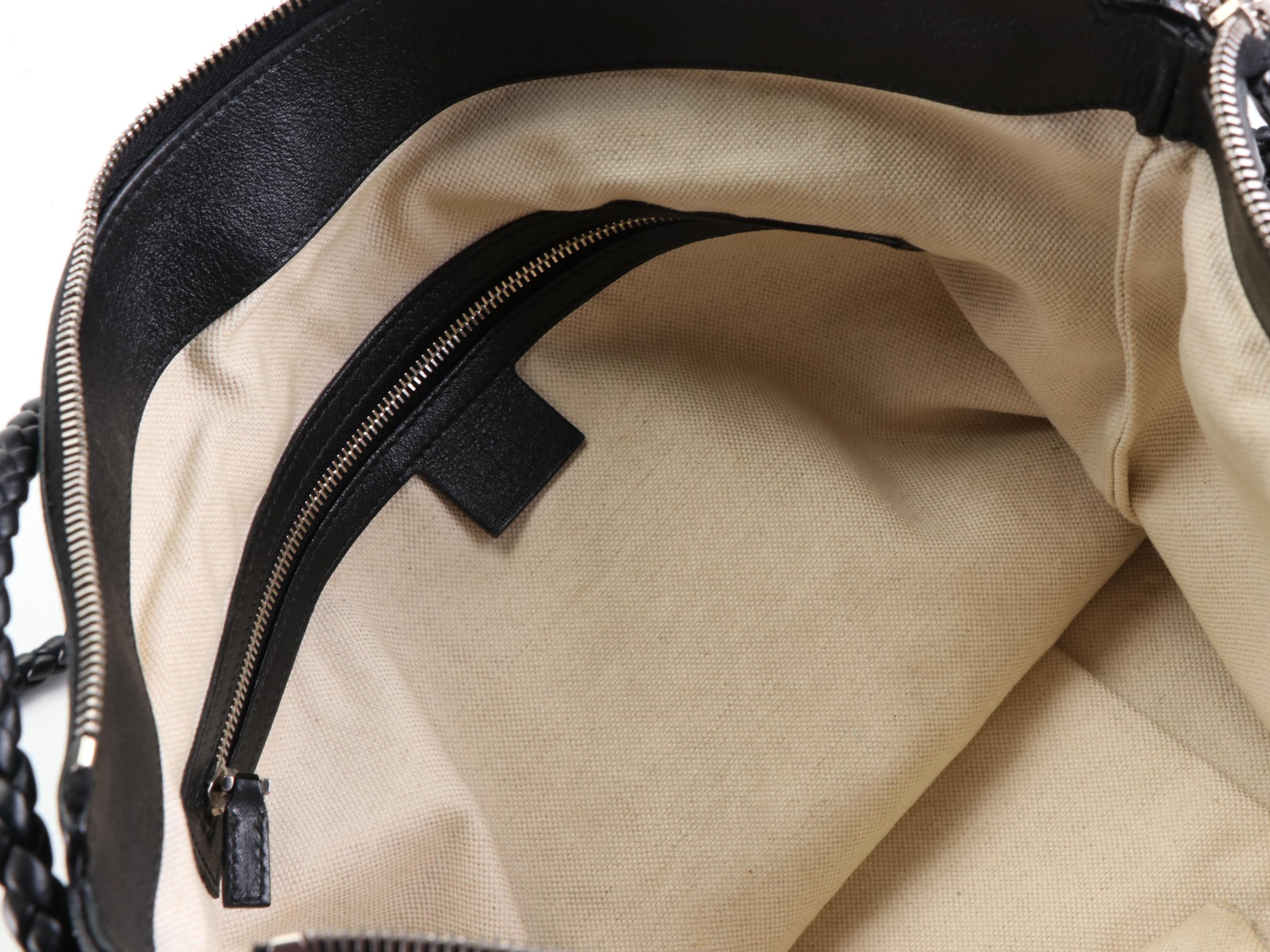 Gucci Crossbody Bag in Black Grain Leather with Braided Strap