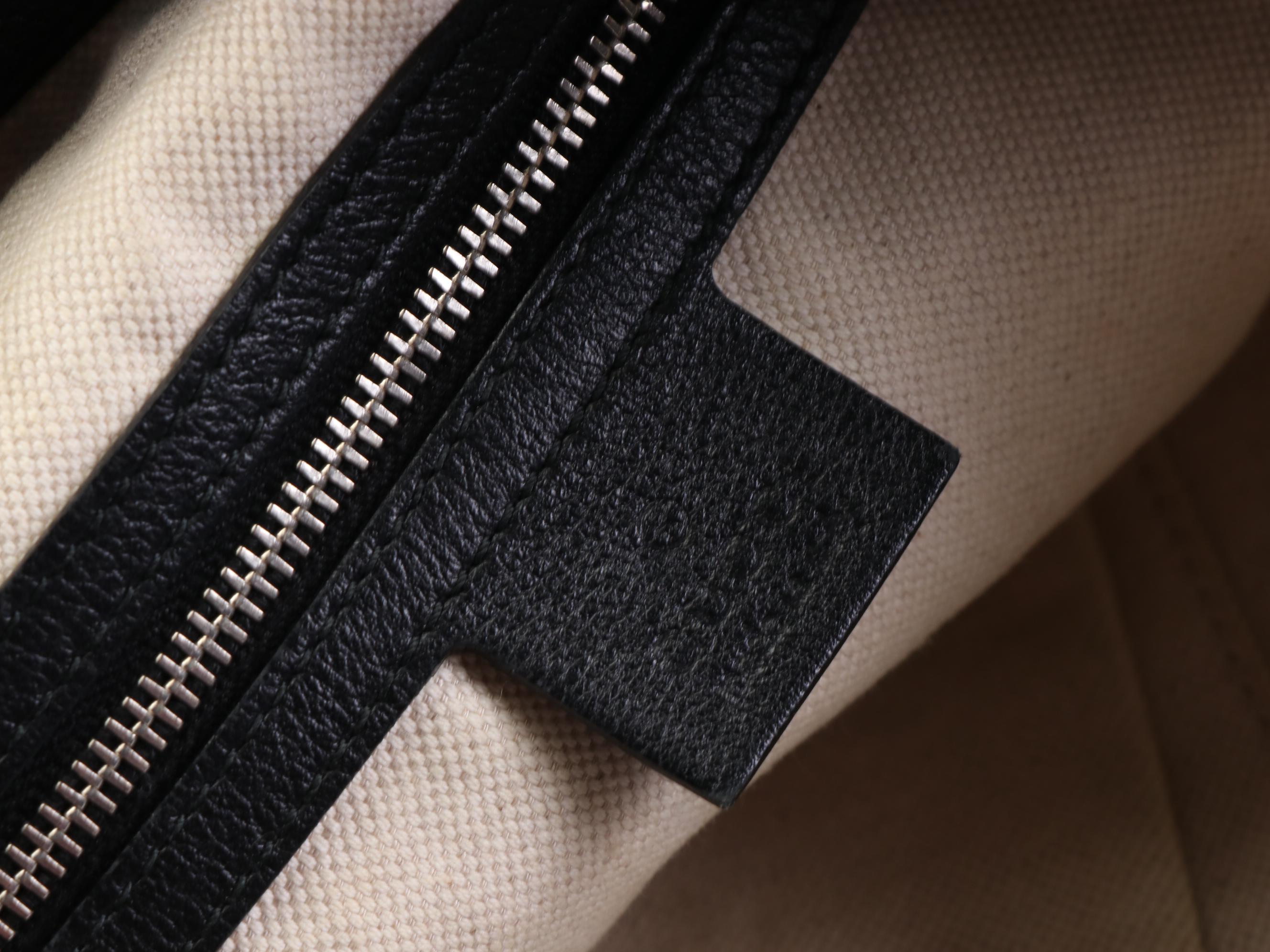 Gucci Crossbody Bag in Black Grain Leather with Braided Strap