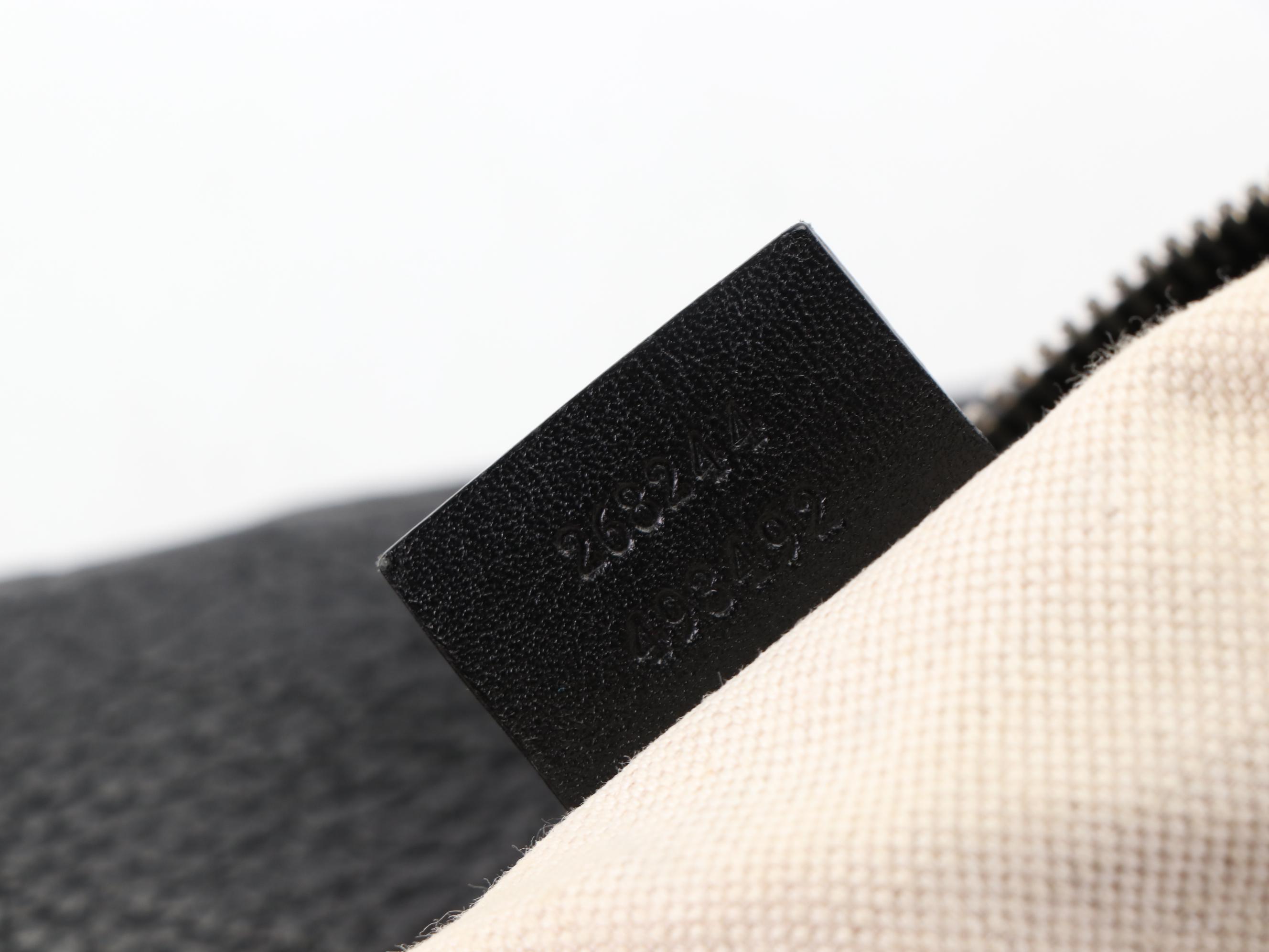 Gucci Crossbody Bag in Black Grain Leather with Braided Strap