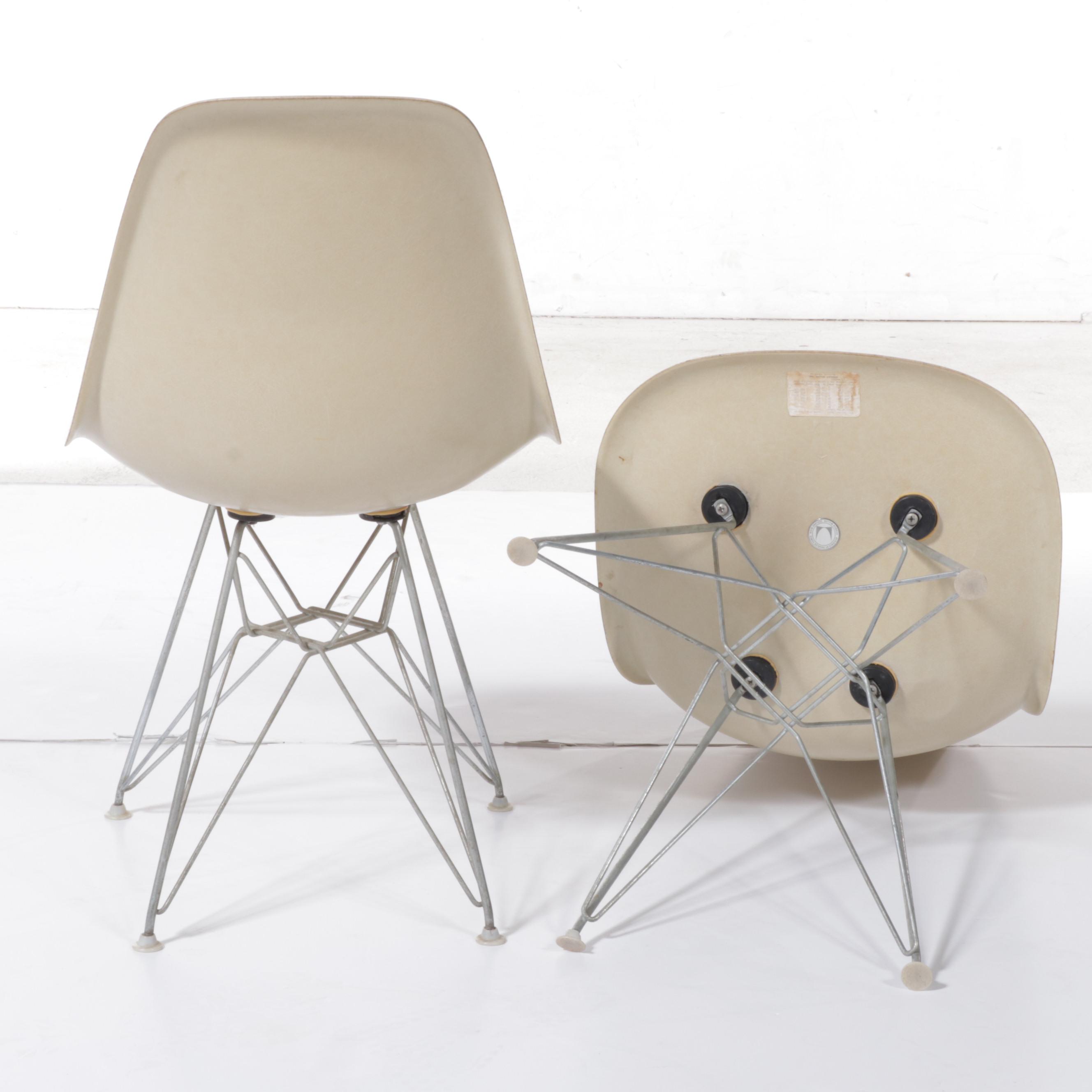 Charles Eames for Herman Miller Fiberglass Shell Chairs with Wire Bases, 1960s