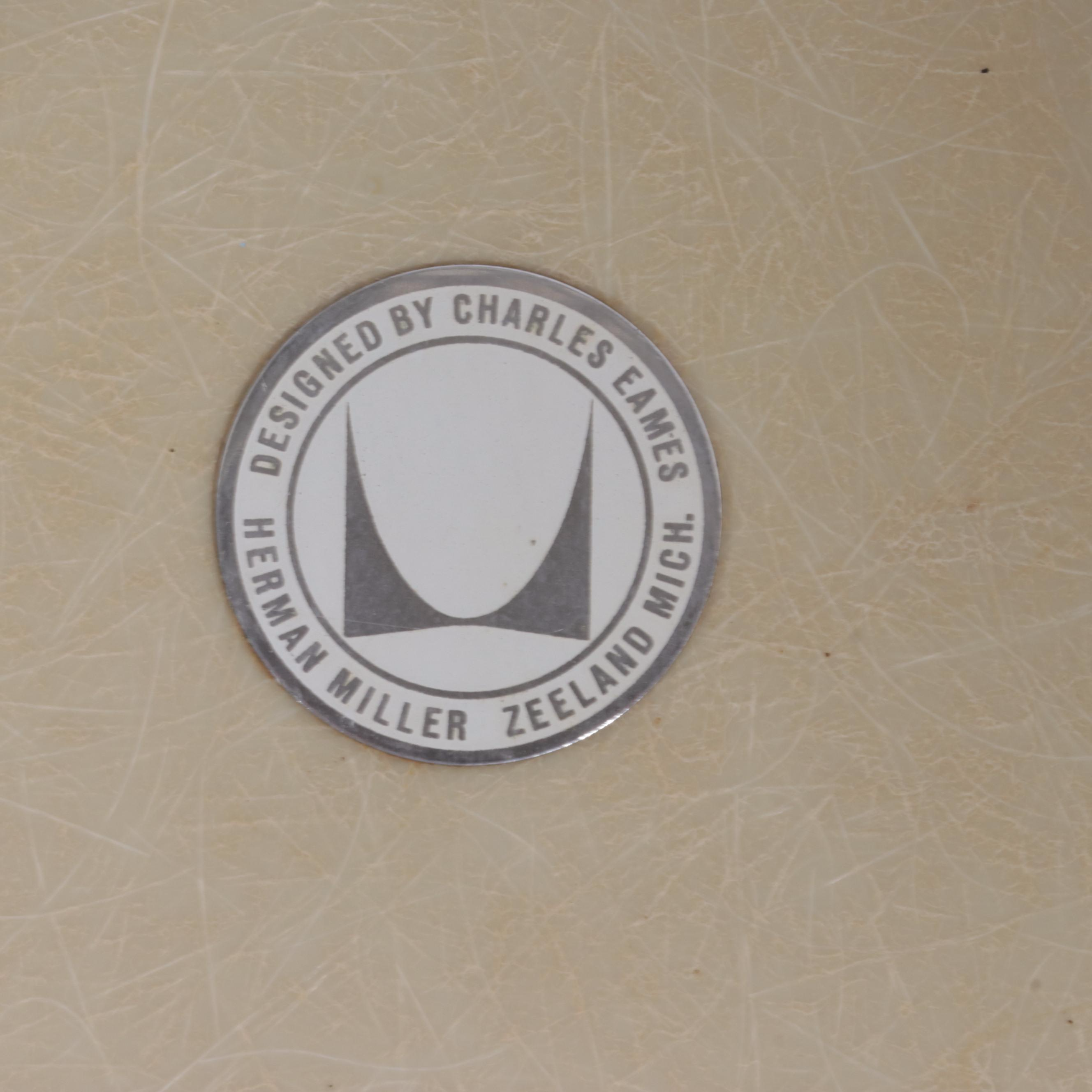 Charles Eames for Herman Miller Fiberglass Shell Chairs with Wire Bases, 1960s