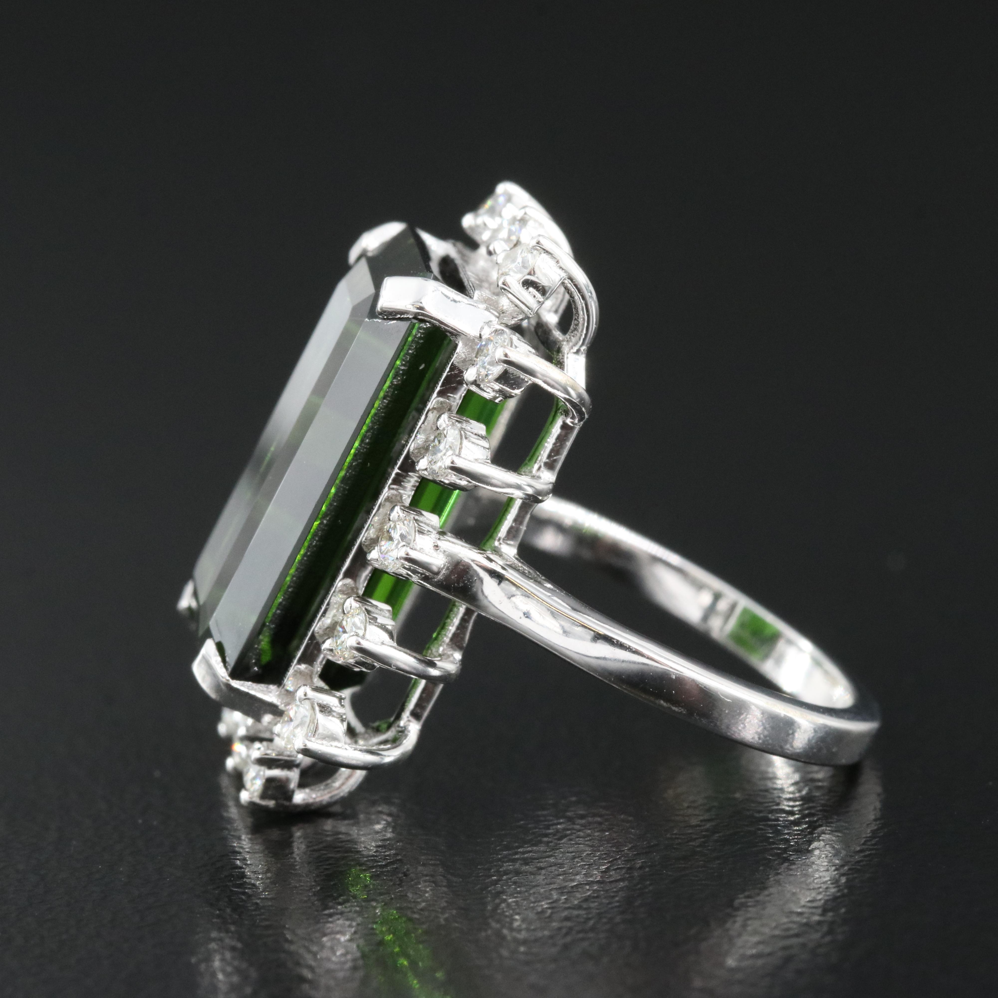 18K 8.94 CT Tourmaline and Diamond Ring