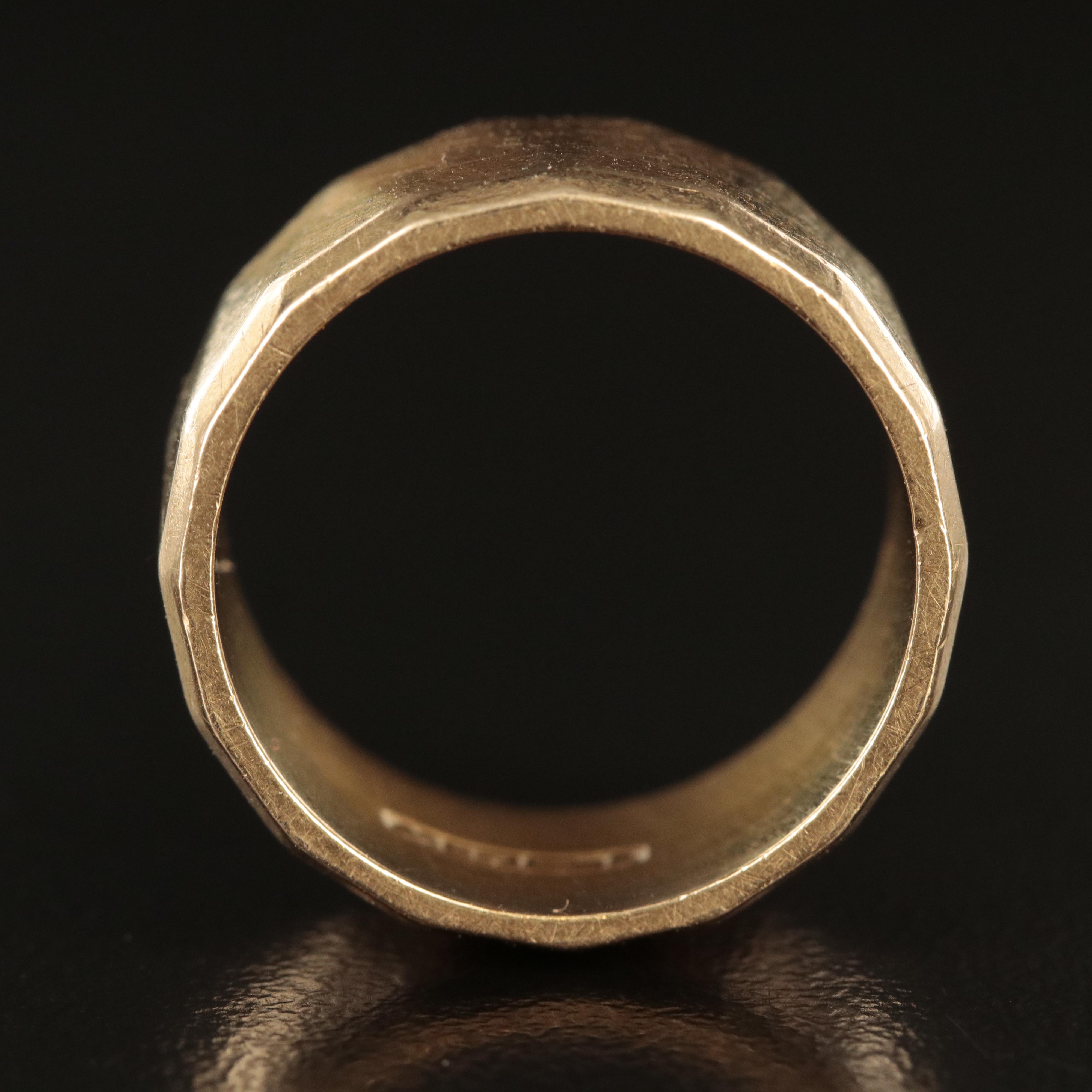 14K Texted Beveled Band