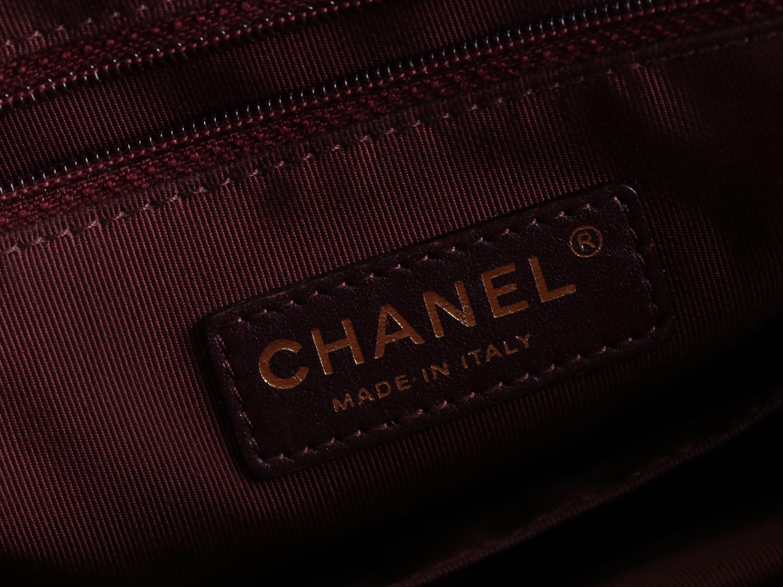 Chanel Shoulder Bag in Chevron Quilted Lambskin