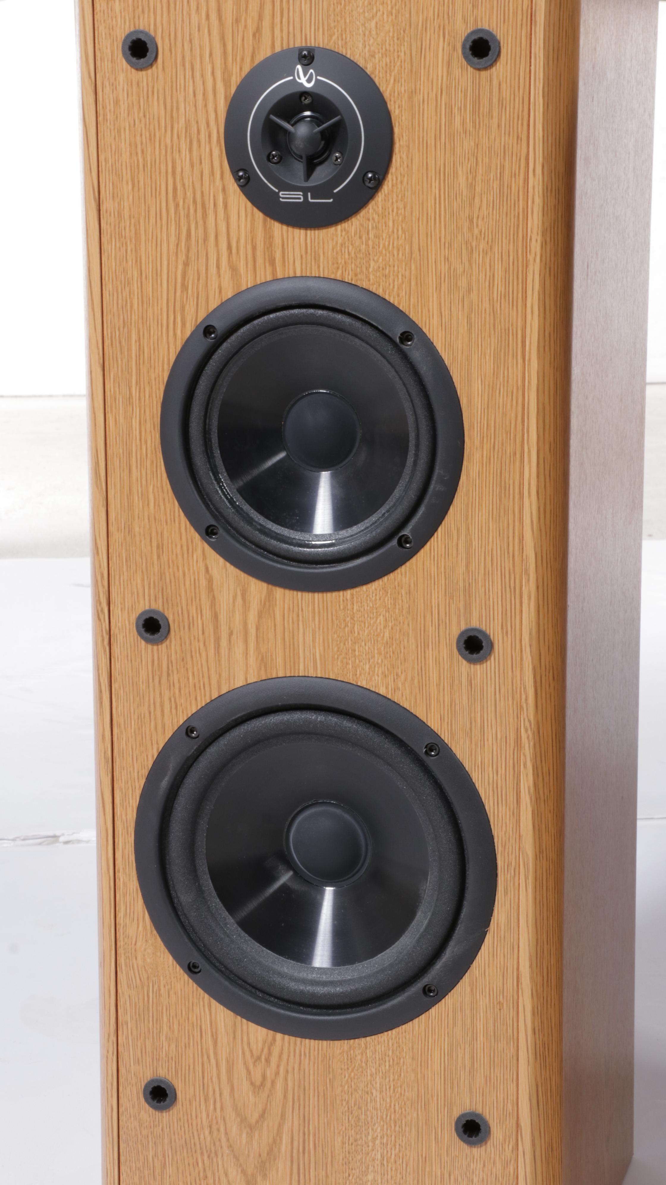 Pair of Infinity SL-40 Floor Standing Tower Speakers, Late 20th Century