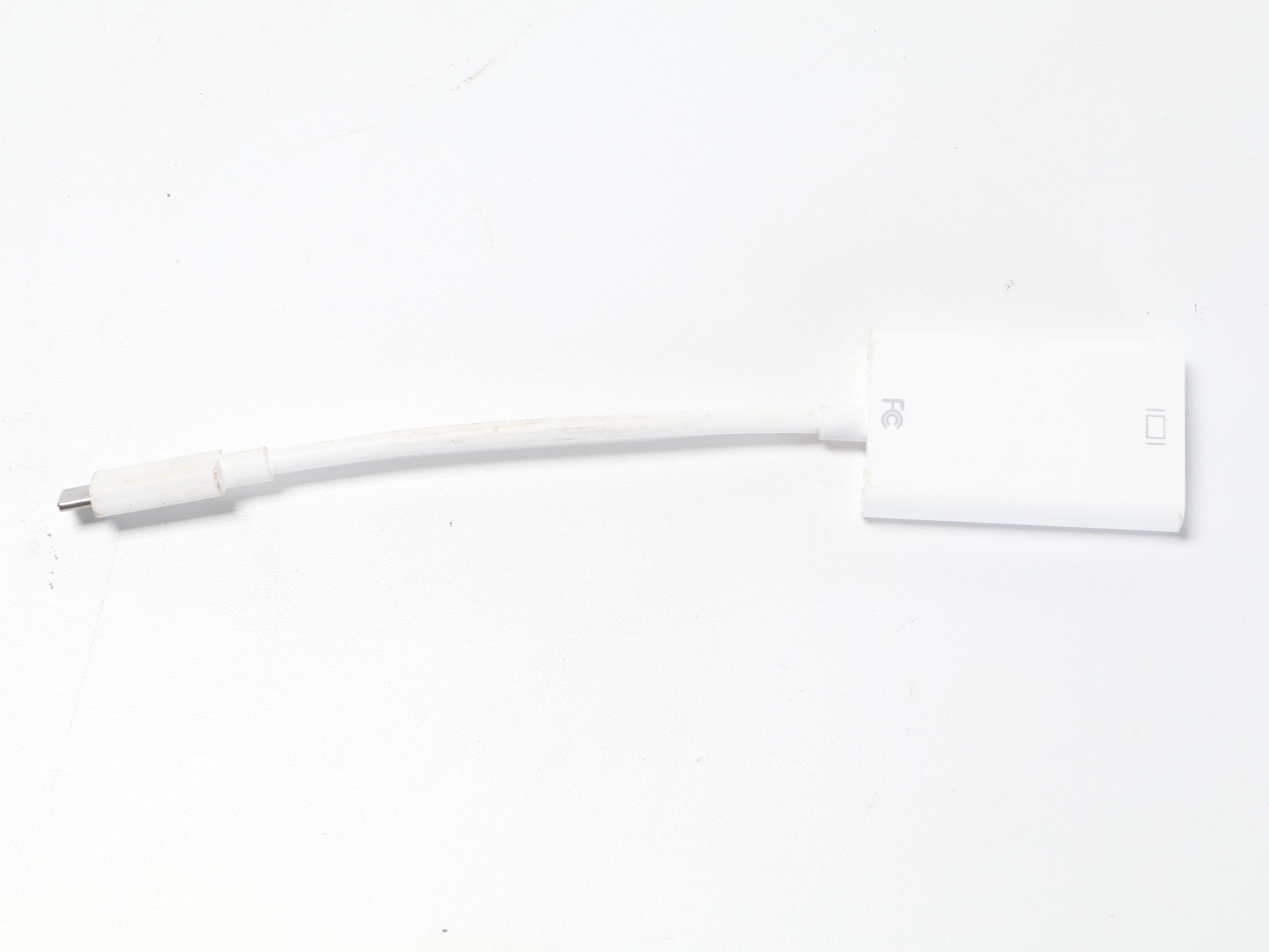 Samsung CF391 Curved Monitors with Vivo Dual-Monitor Mounting Stand