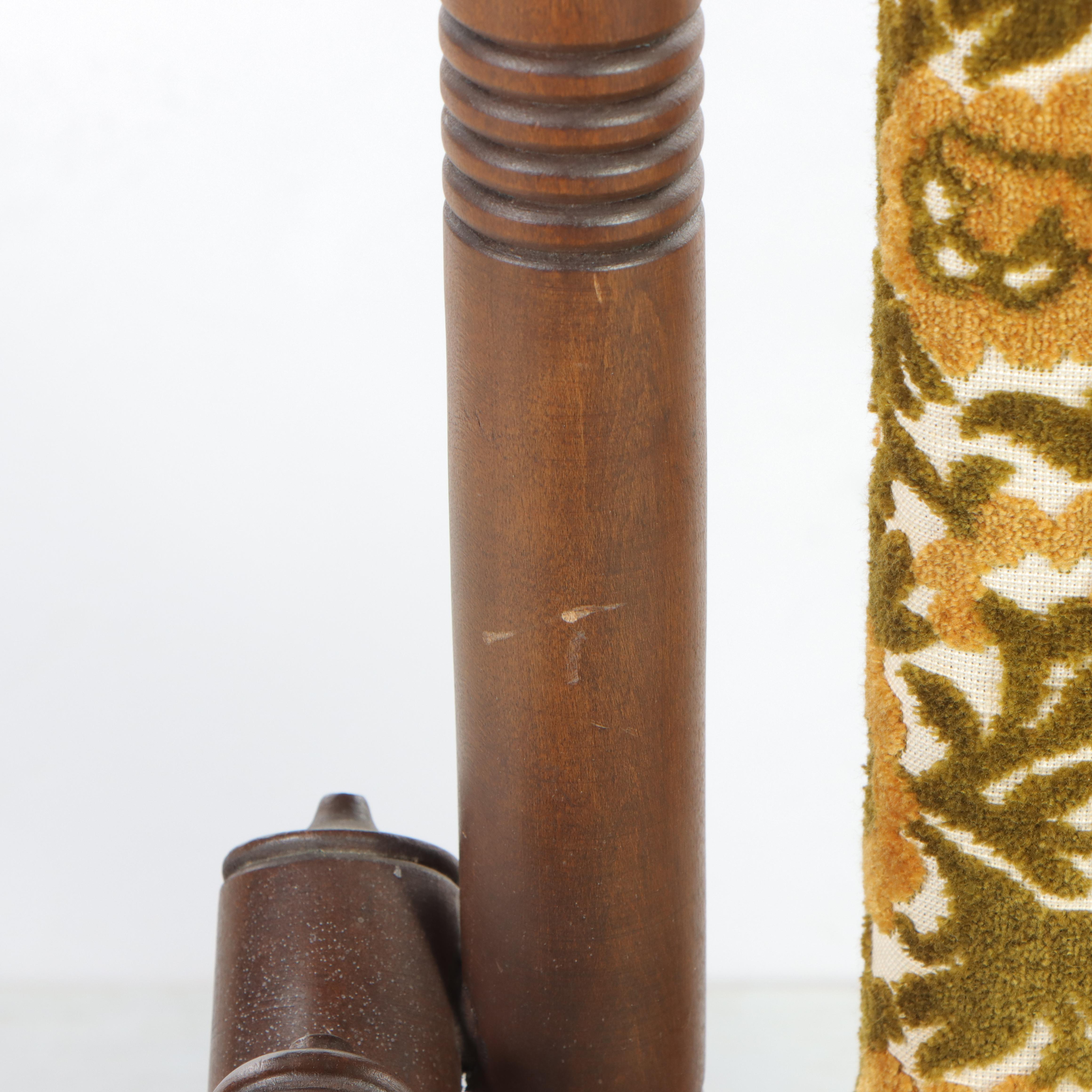 American Aesthetic Movement Maple Platform Rocker, Late 19th Century