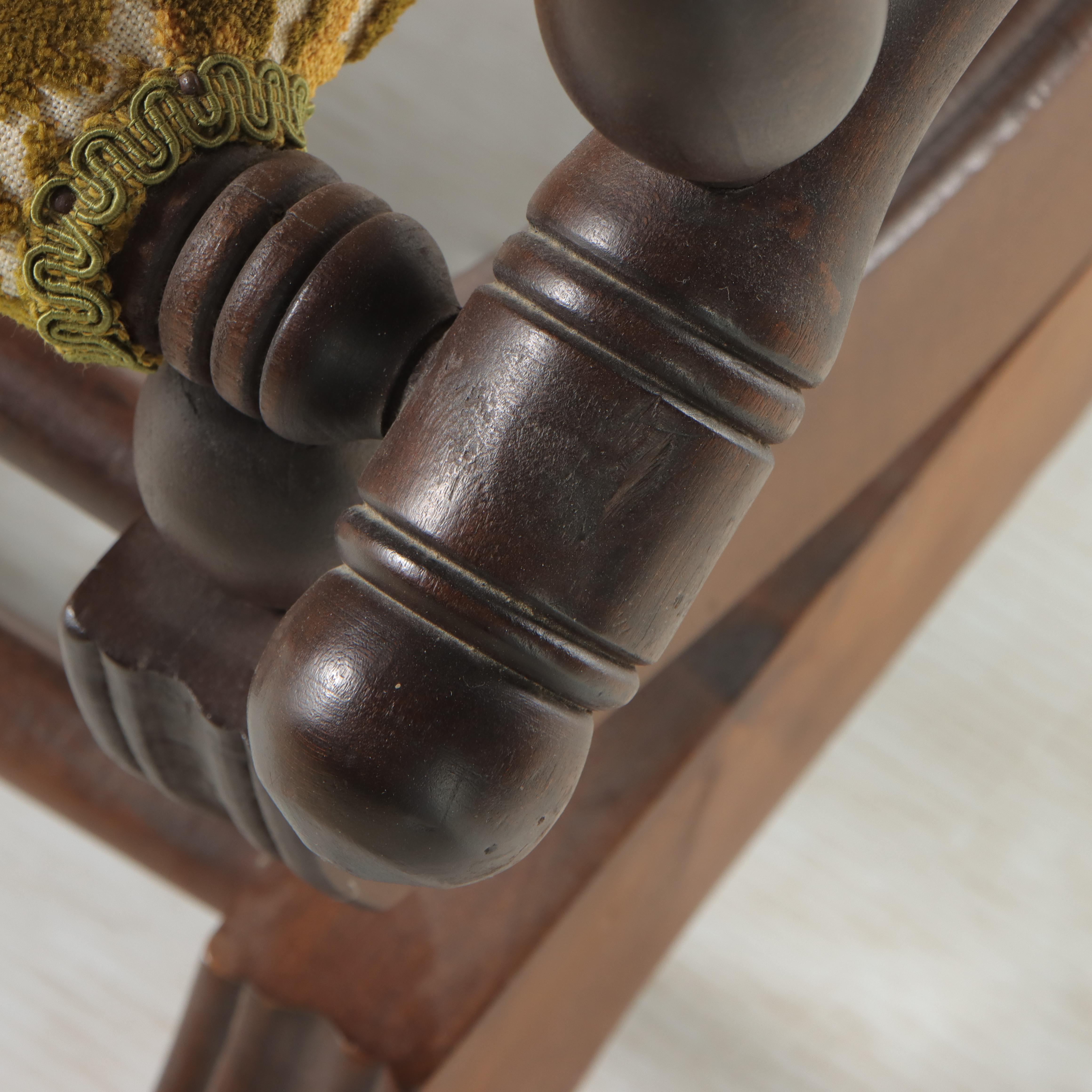 American Aesthetic Movement Maple Platform Rocker, Late 19th Century