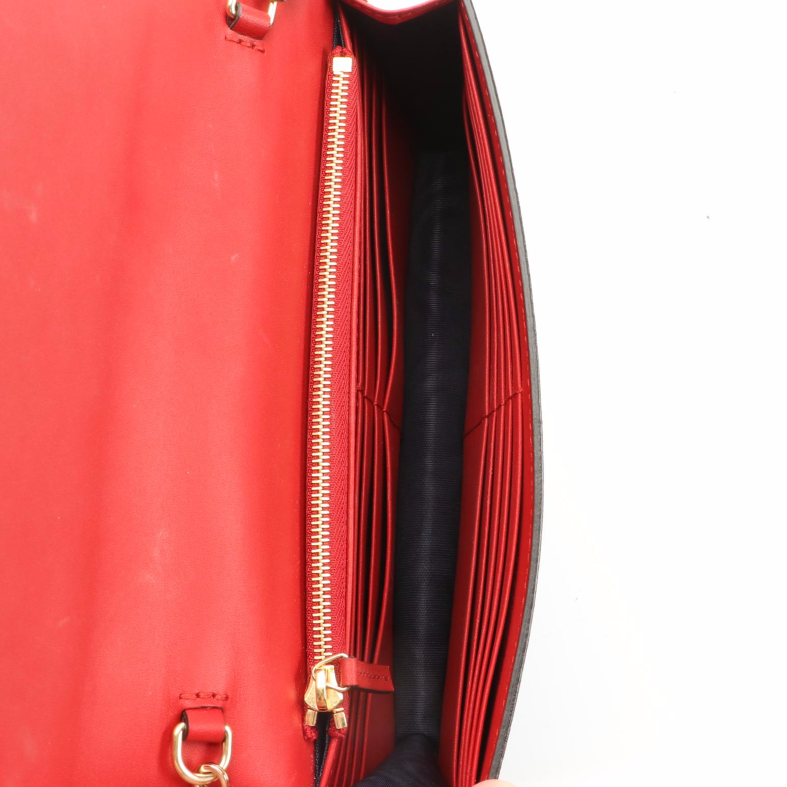 Gucci Flap Wallet-on-Chain in GG Supreme Blooms Canvas and Red Leather