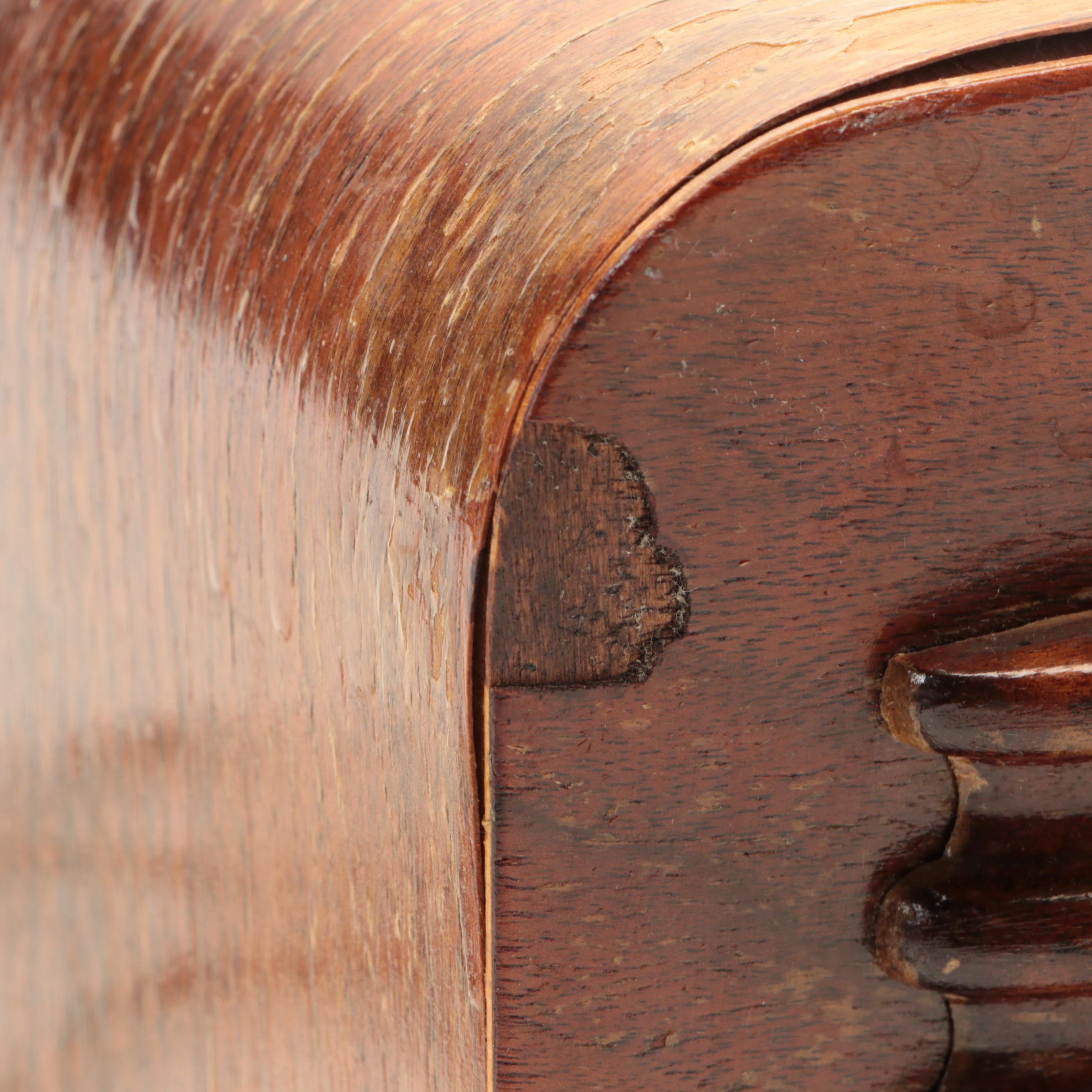 Crosley Art Deco Waterfall Style Short Wave Tabletop Radio, 1940s