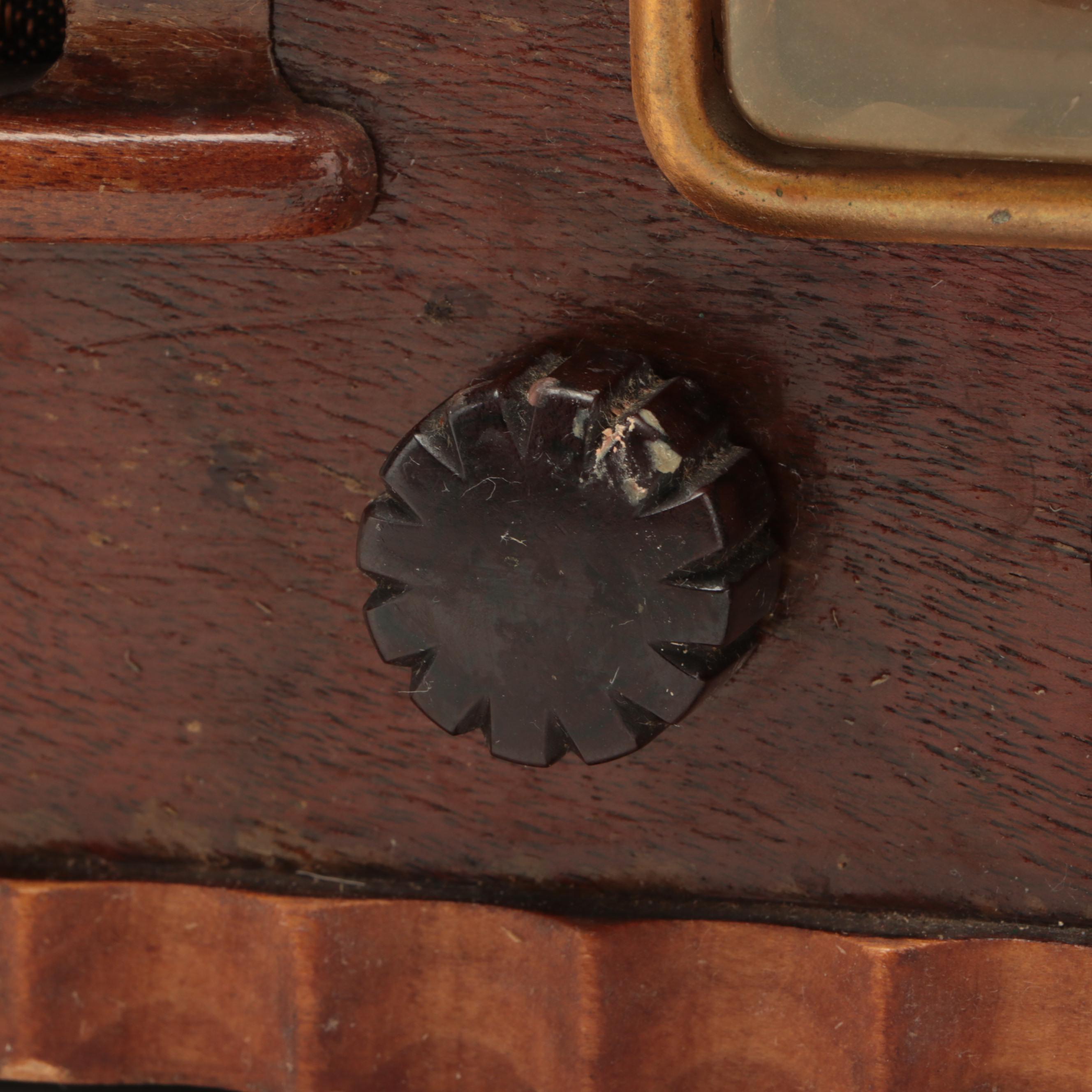 Crosley Art Deco Waterfall Style Short Wave Tabletop Radio, 1940s