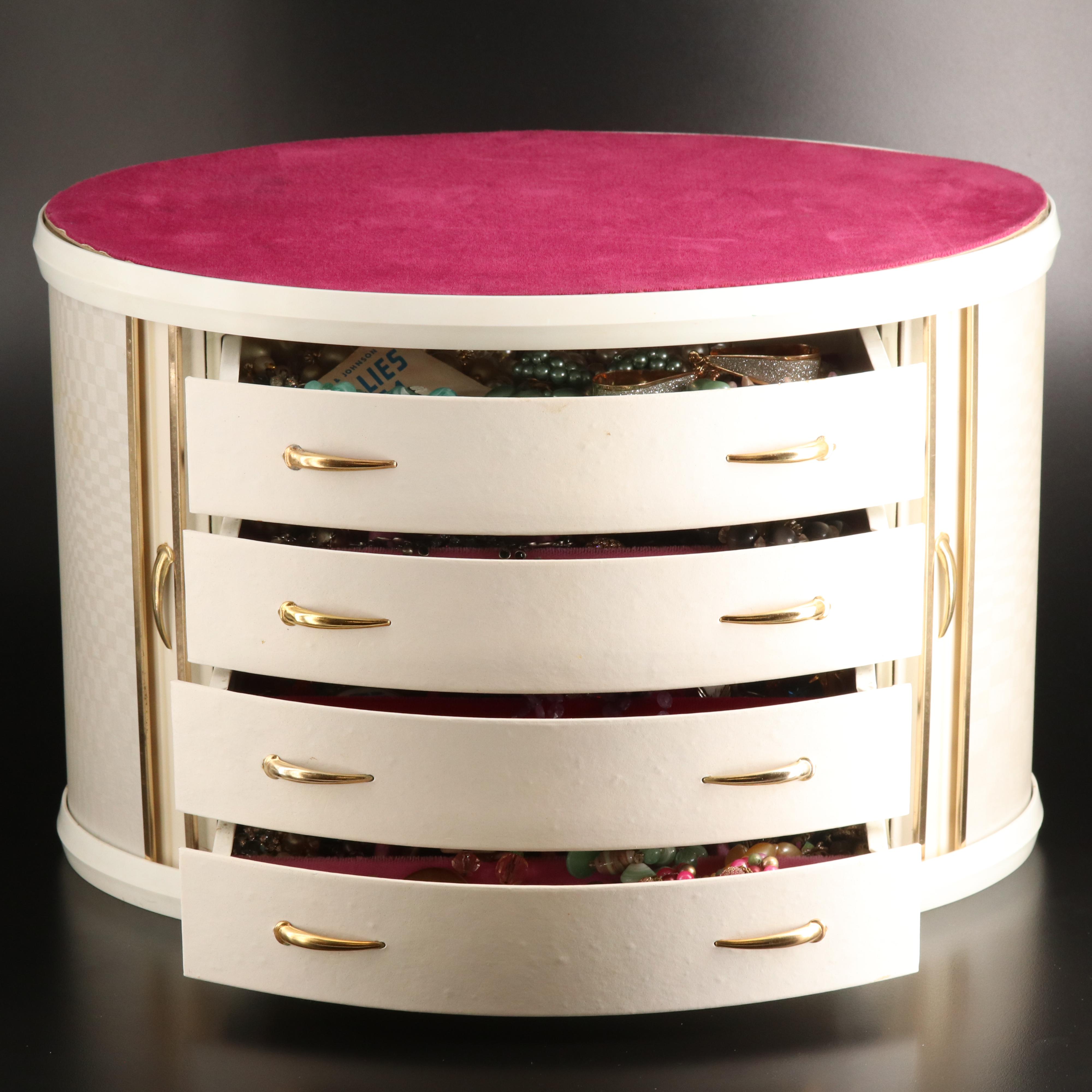 Uncommon Discoveries: Jewelry Collection