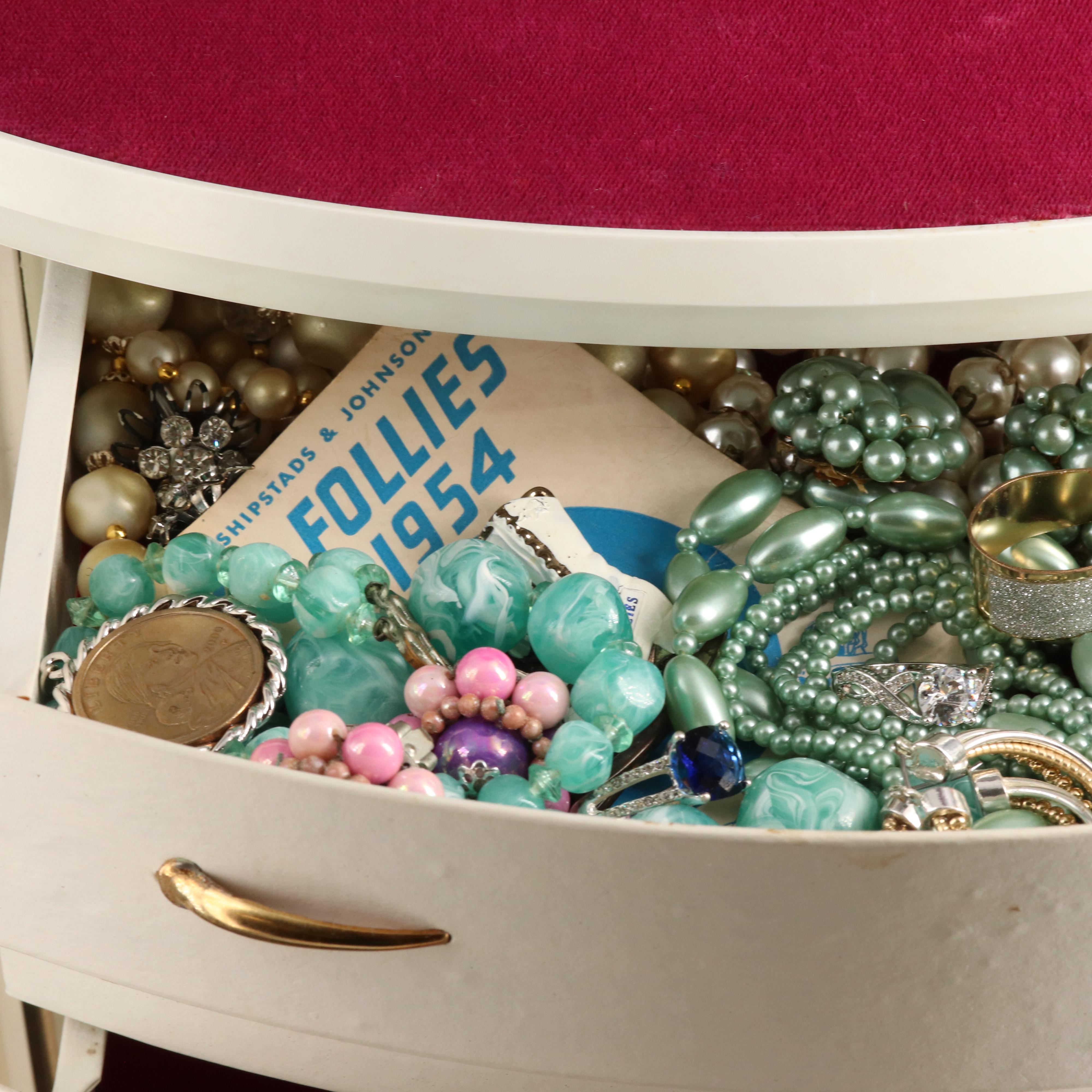 Uncommon Discoveries: Jewelry Collection