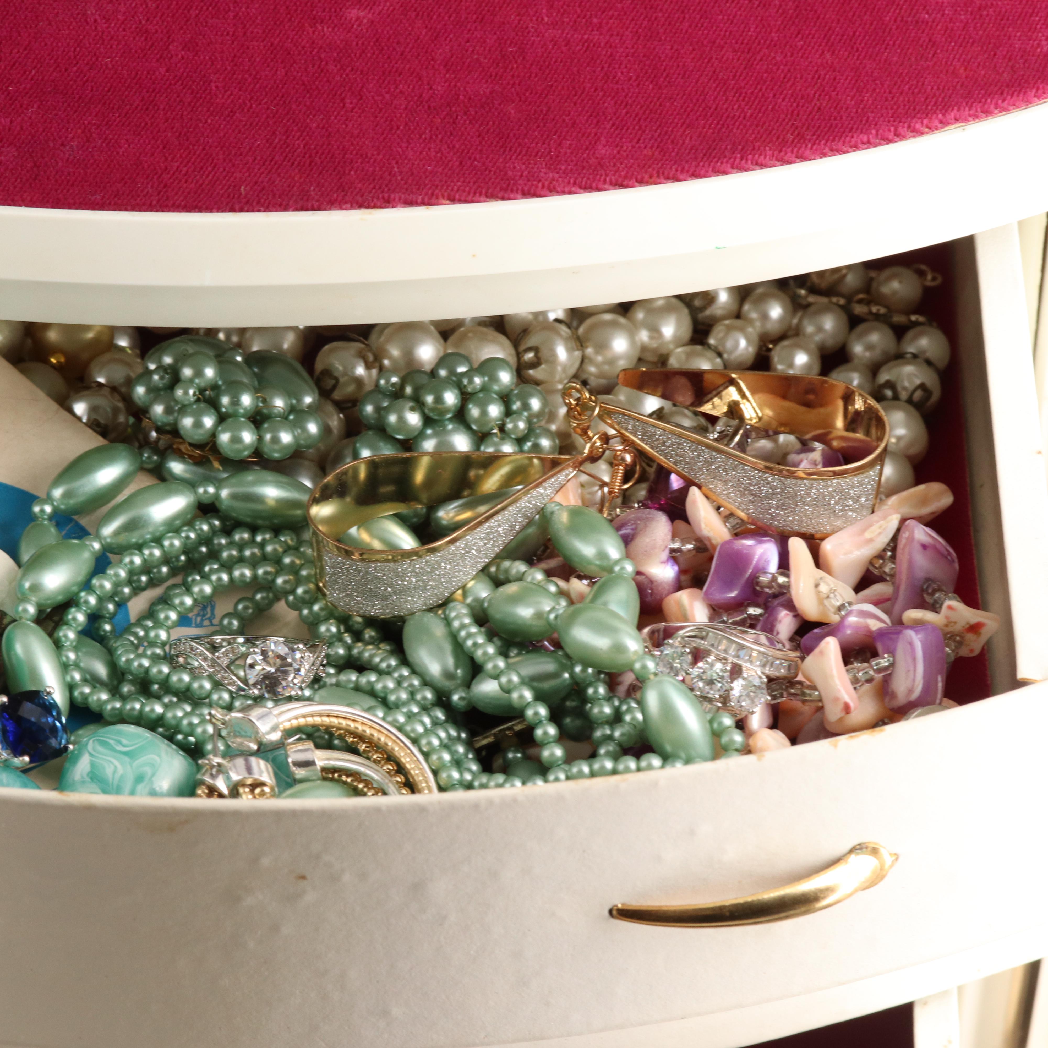 Uncommon Discoveries: Jewelry Collection