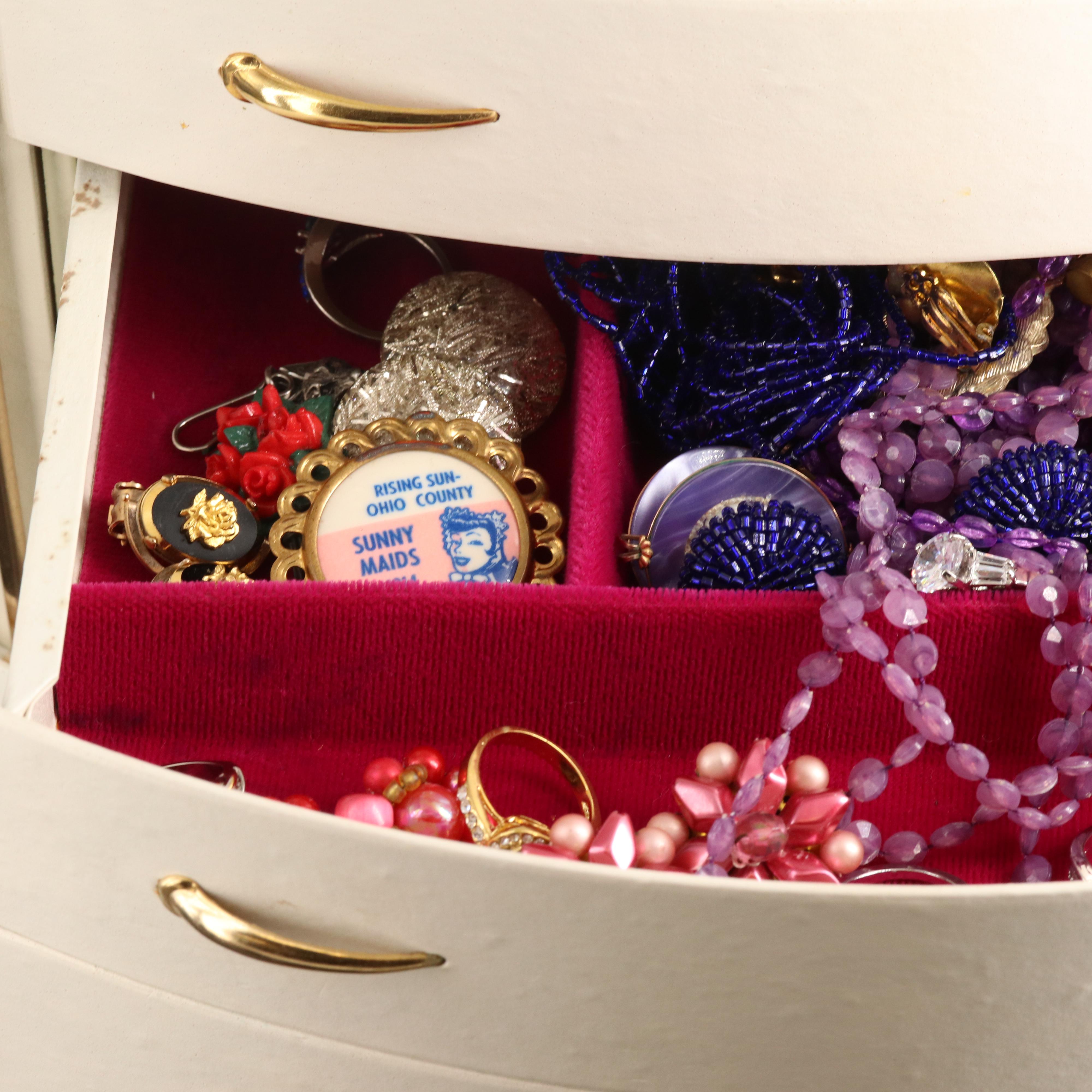 Uncommon Discoveries: Jewelry Collection