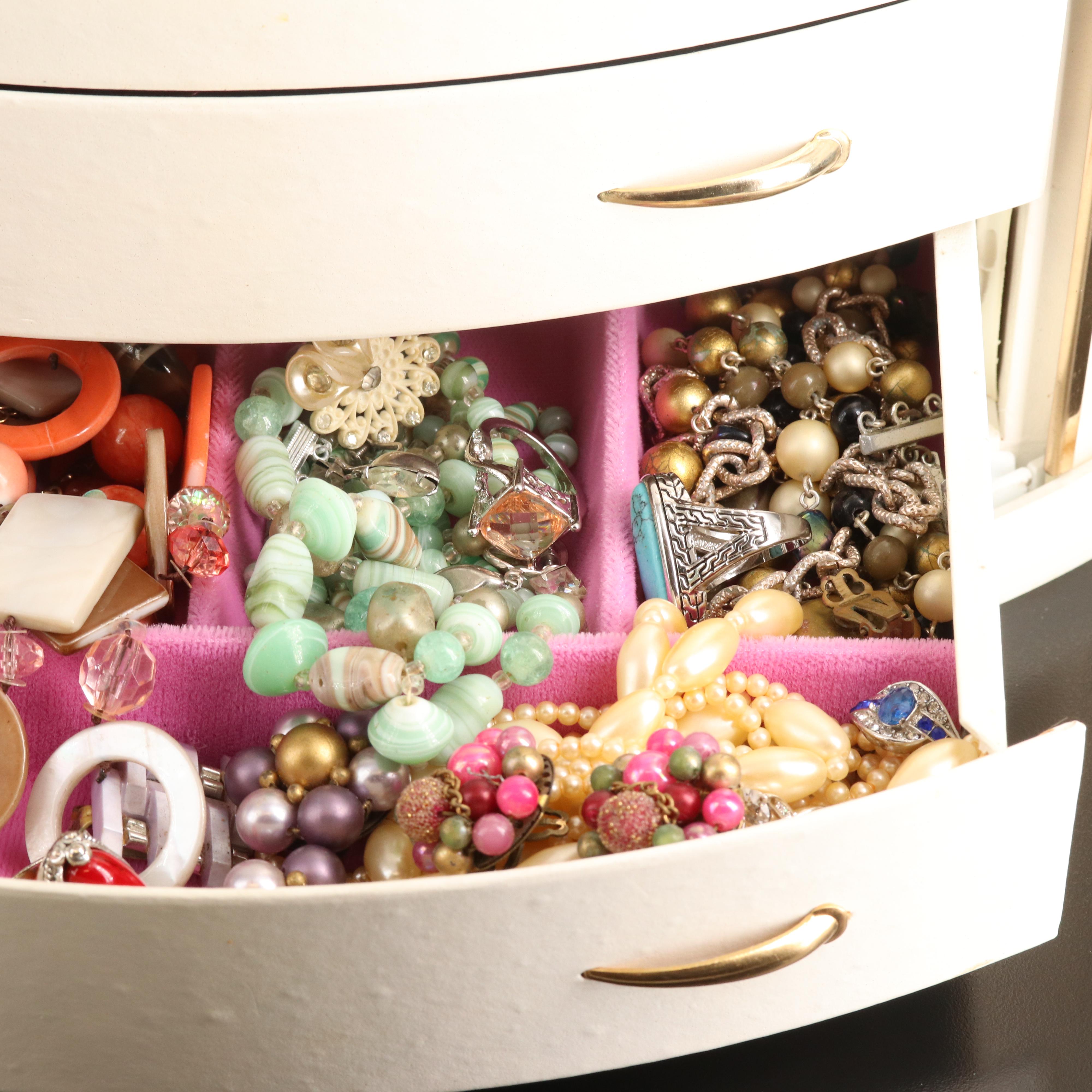 Uncommon Discoveries: Jewelry Collection