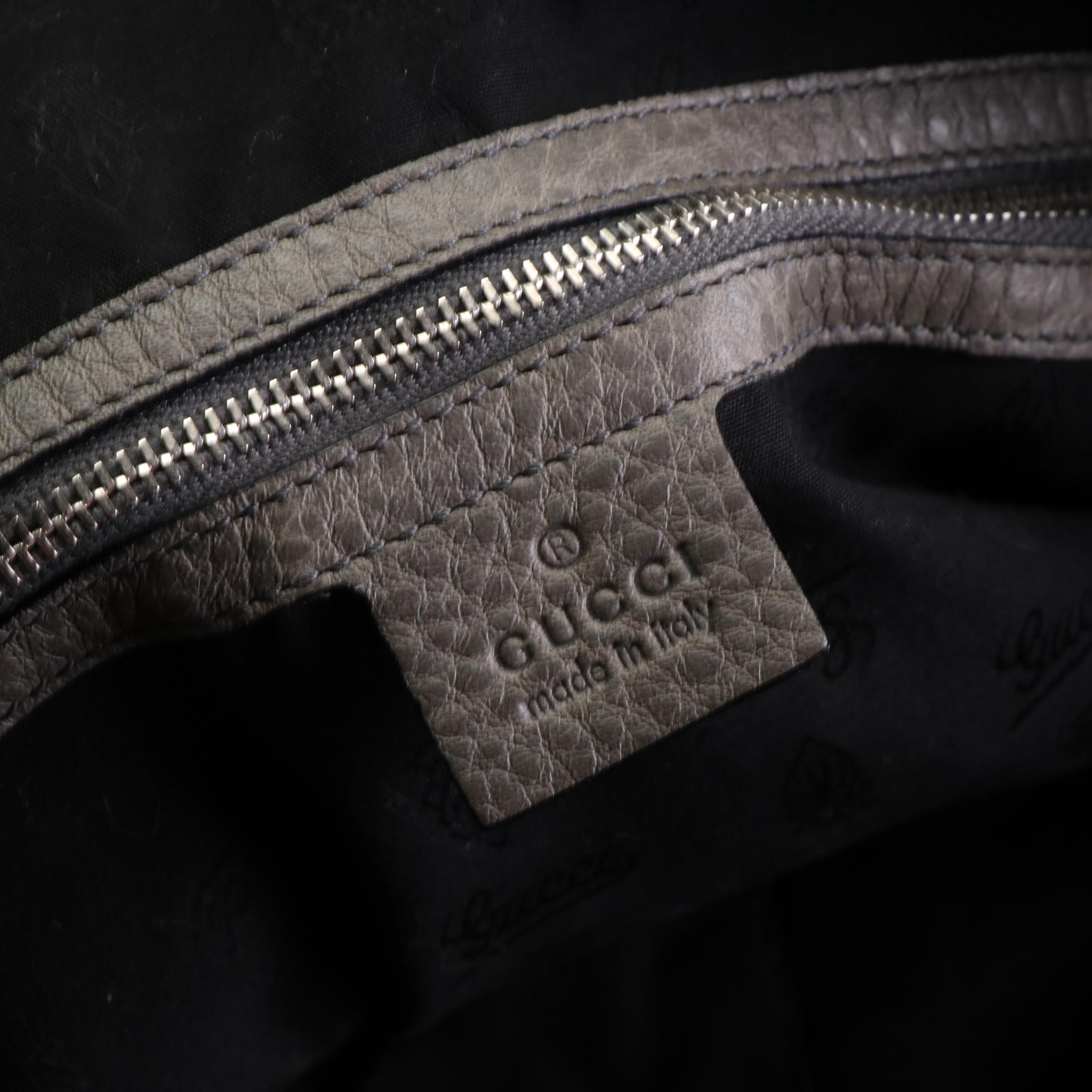 Gucci Bamboo Bar Large Shoulder Bag in Grain Leather and Guccissima