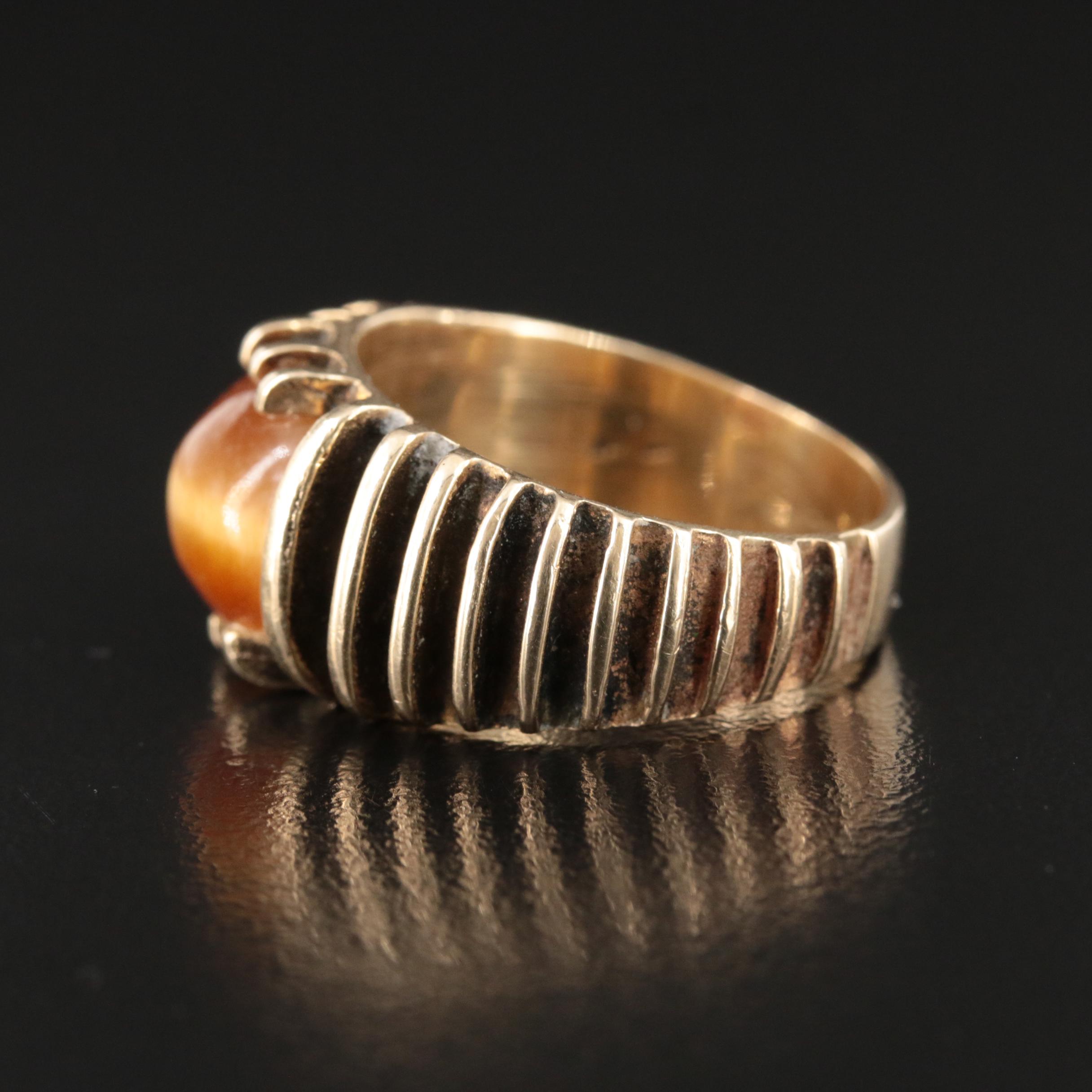 1970s 14K Cat's Eye Tiger Eye Fluted Ring