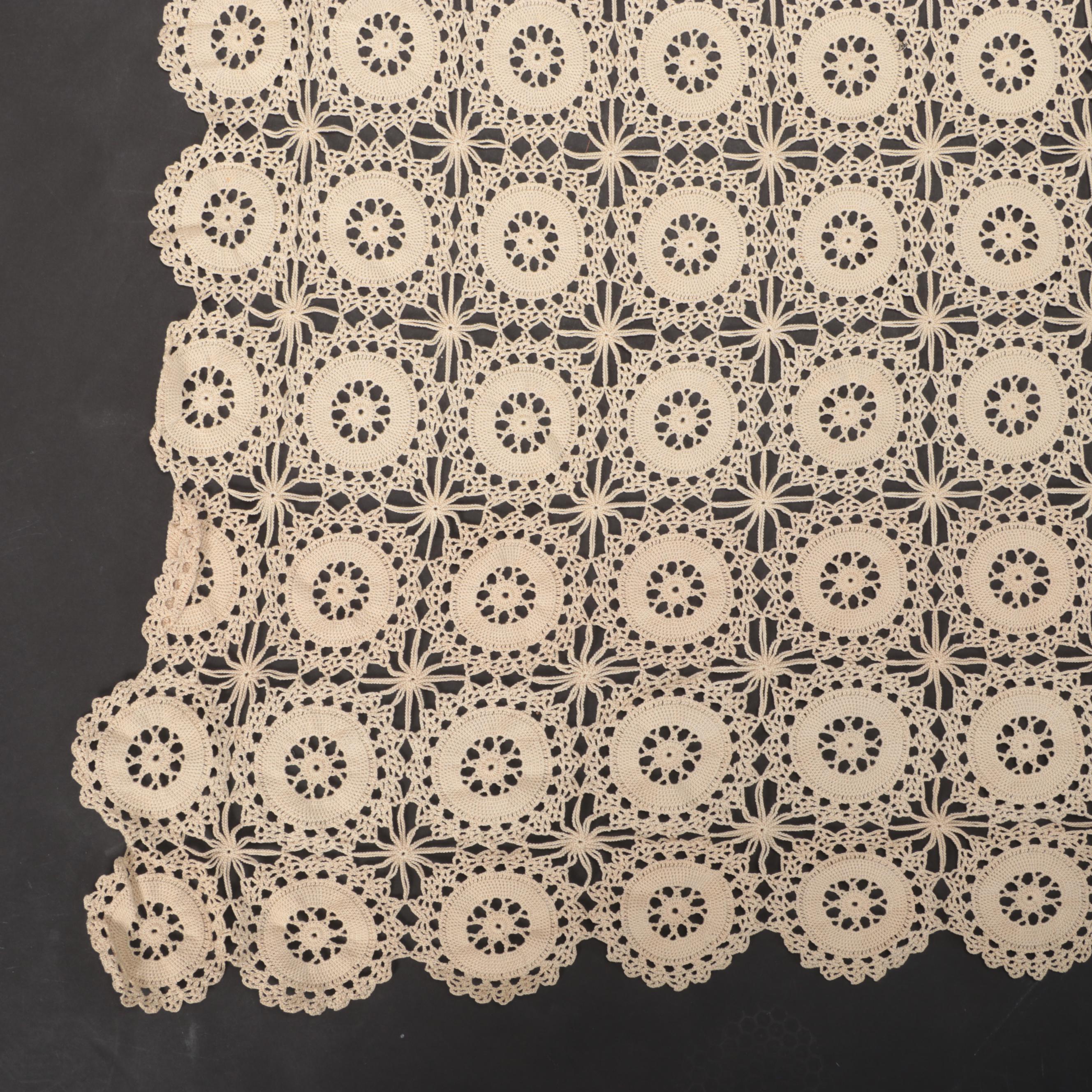 Black and Ecru Crochet and Filet Lace Table Linens, 20th Century