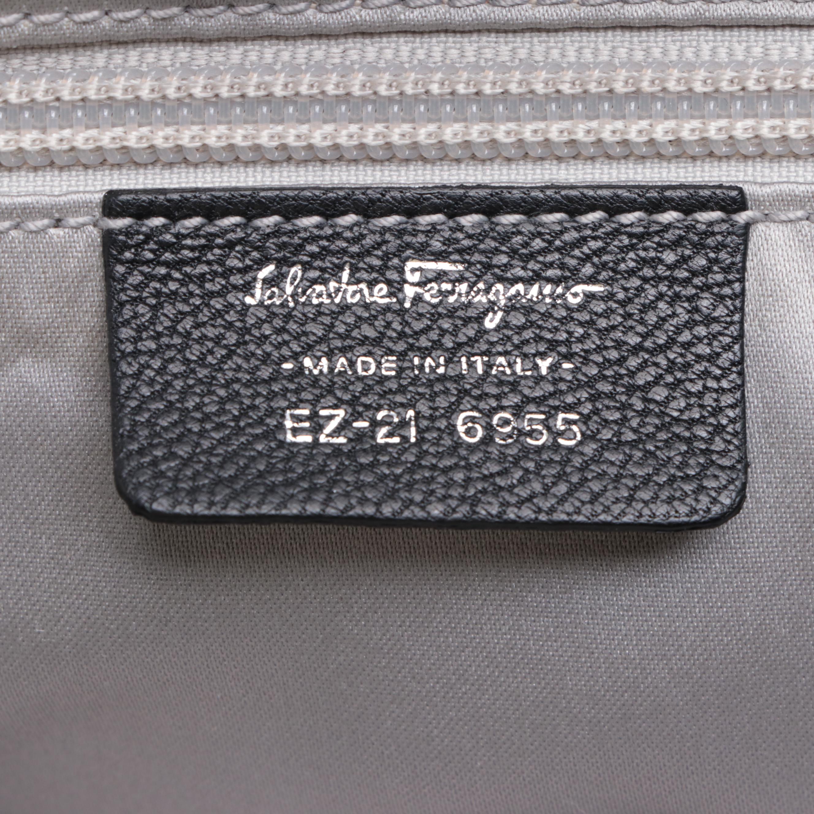 Salvatore Ferragamo Kiss Lock Frame Bag in Knit with Leather