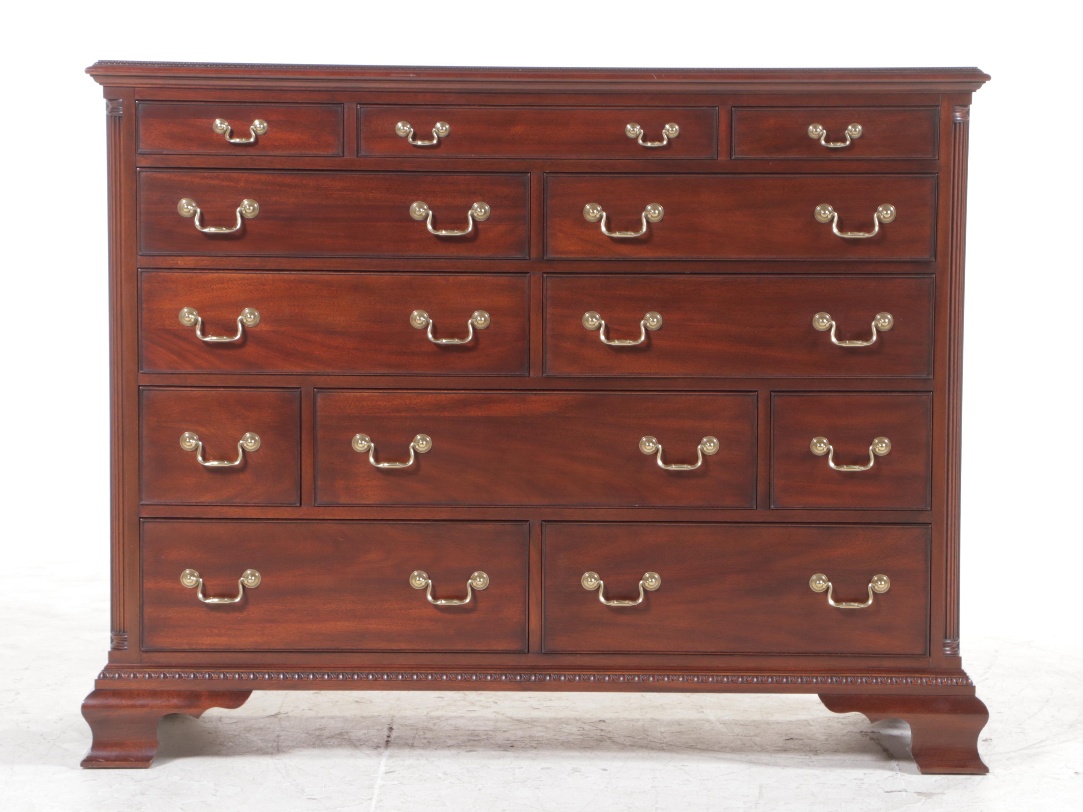 Henkel-Harris Chippendale Style Mahogany Twelve-Drawer Chest