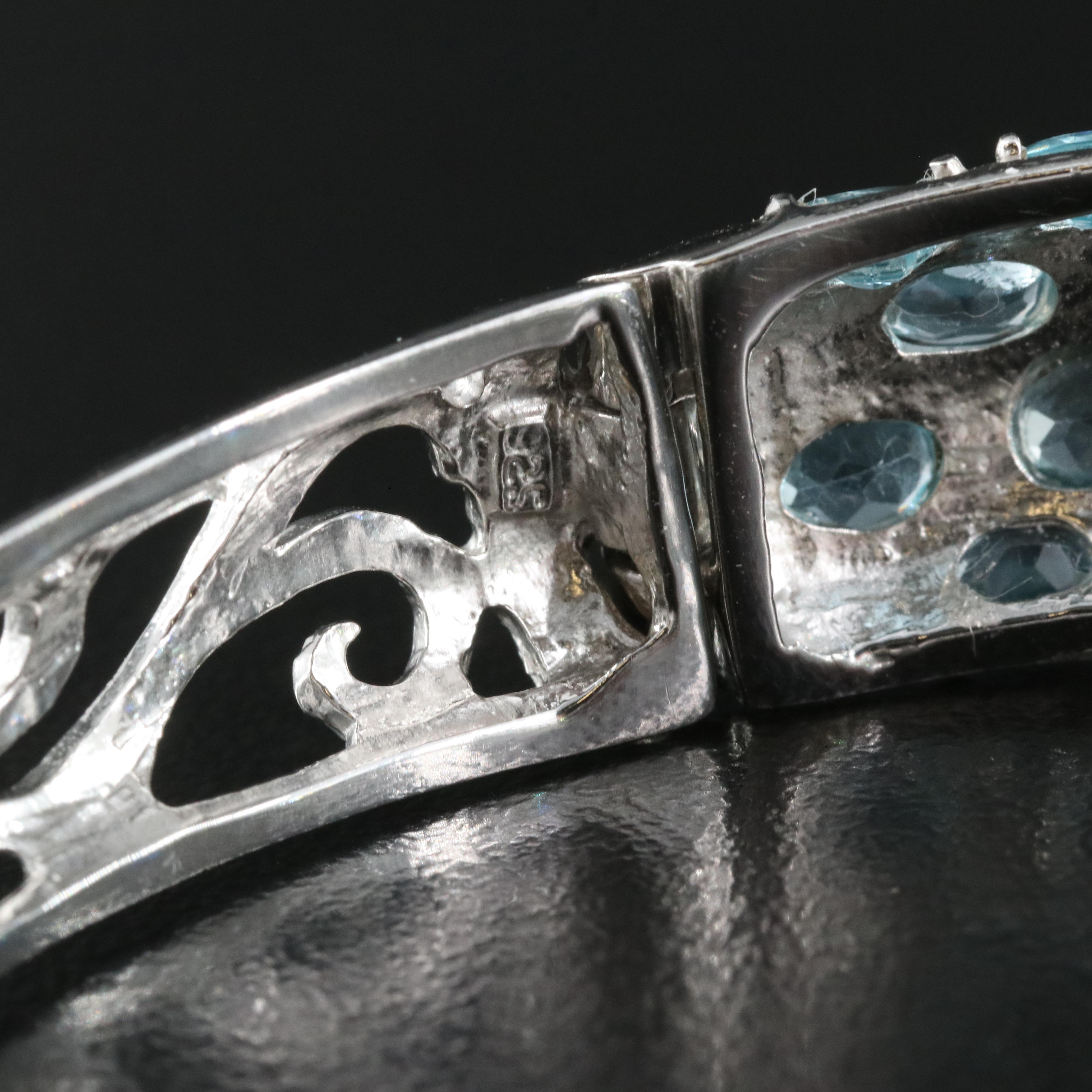 Sterling Apatite Hinged Bangle