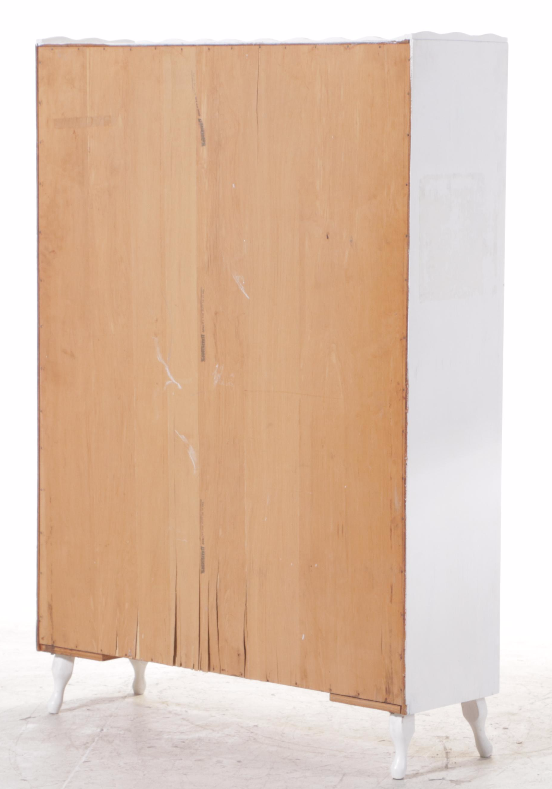 Queen Anne Style White-Painted Cabinet, 20th Century