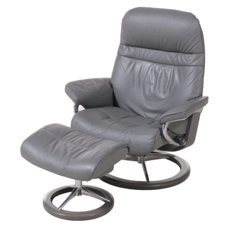 Ekornes "Stressless View" Beech, Leather, and Aluminum Recliner with Ottoman