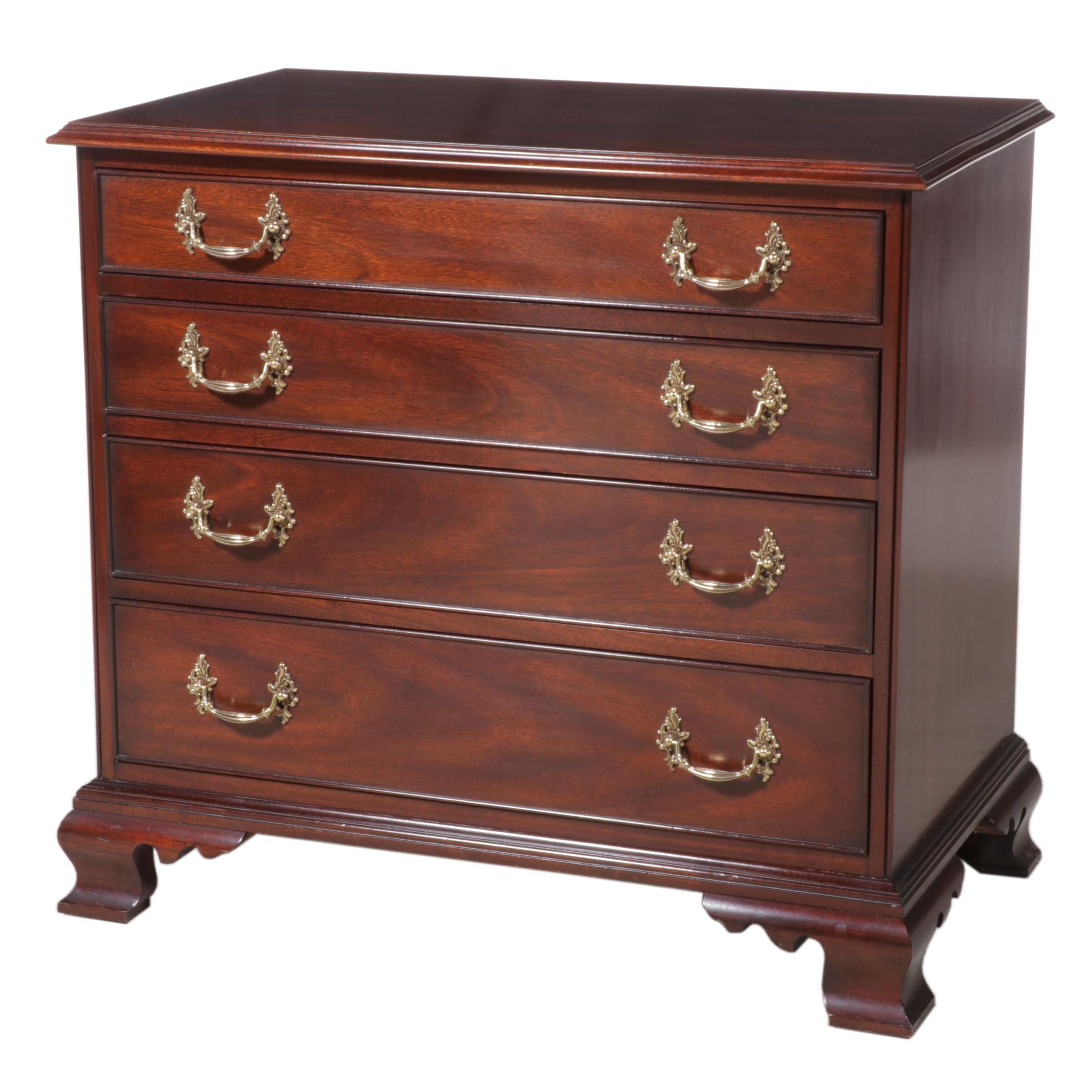 Henkel-Harris Chippendale Style Mahogany Four-Drawer Bedside Chest