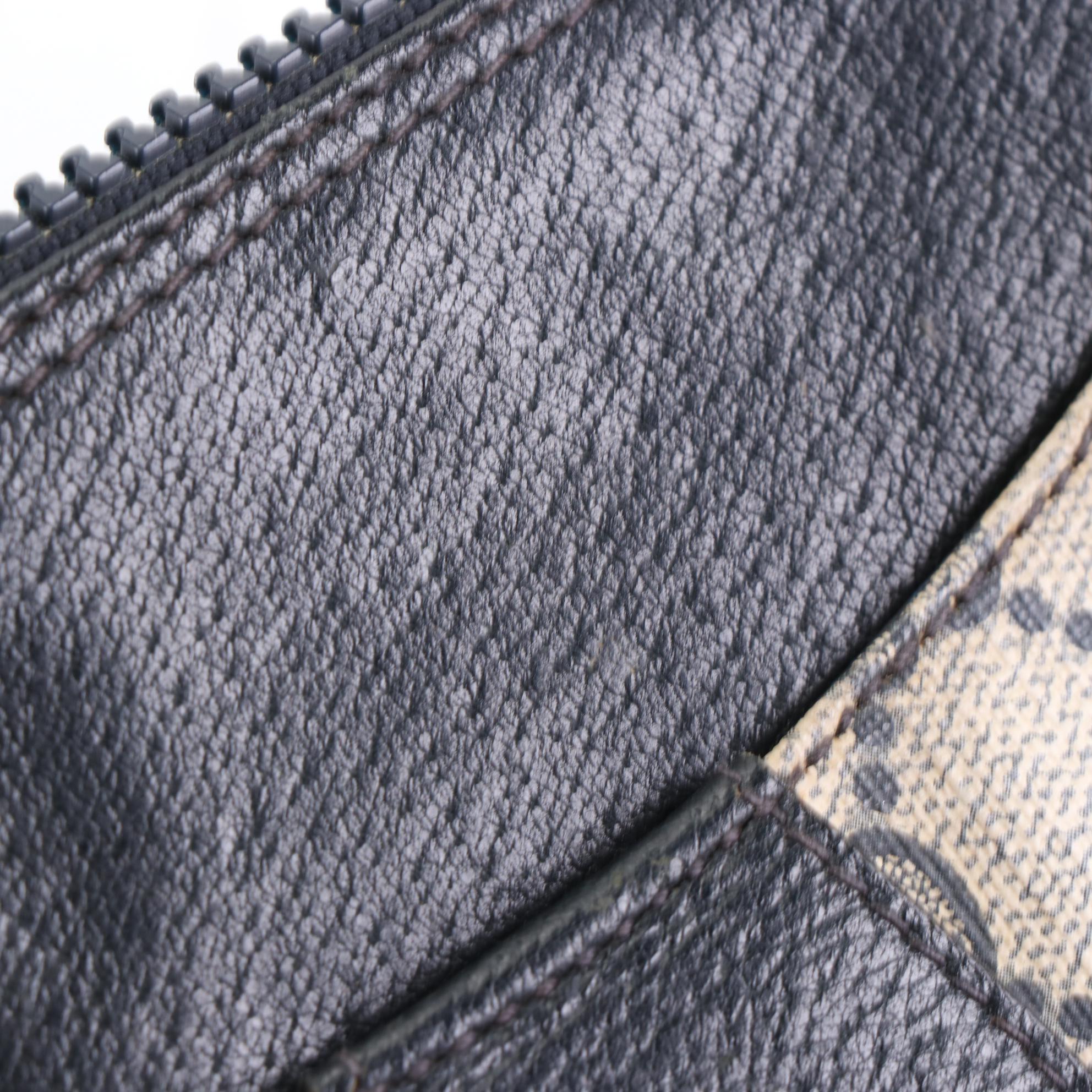 Gucci GG Supreme Canvas and Leather Zip Pouch