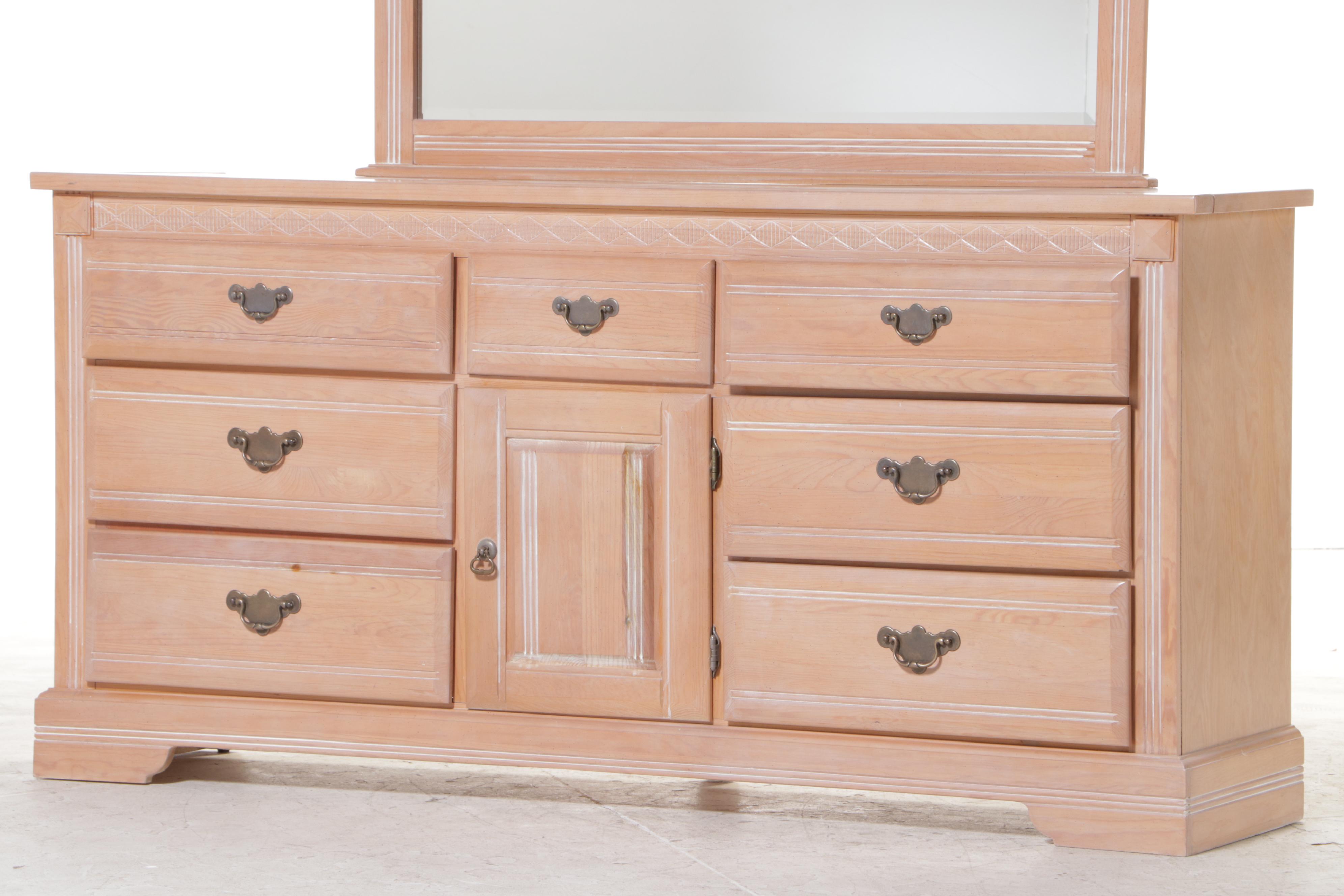 "Santa Fe" Cerused Pine Seven-Drawer Dresser, Late 20th Century