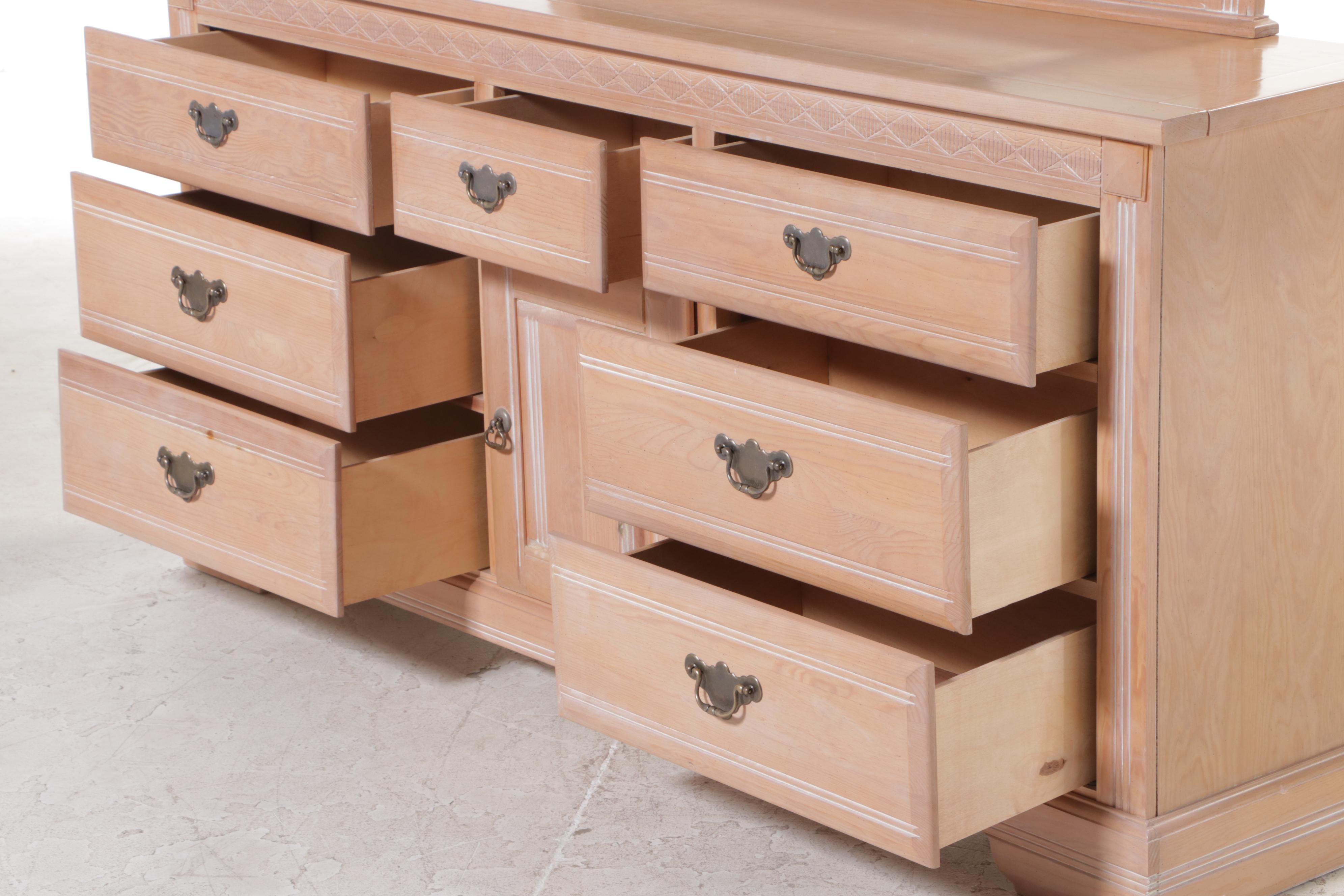 "Santa Fe" Cerused Pine Seven-Drawer Dresser, Late 20th Century