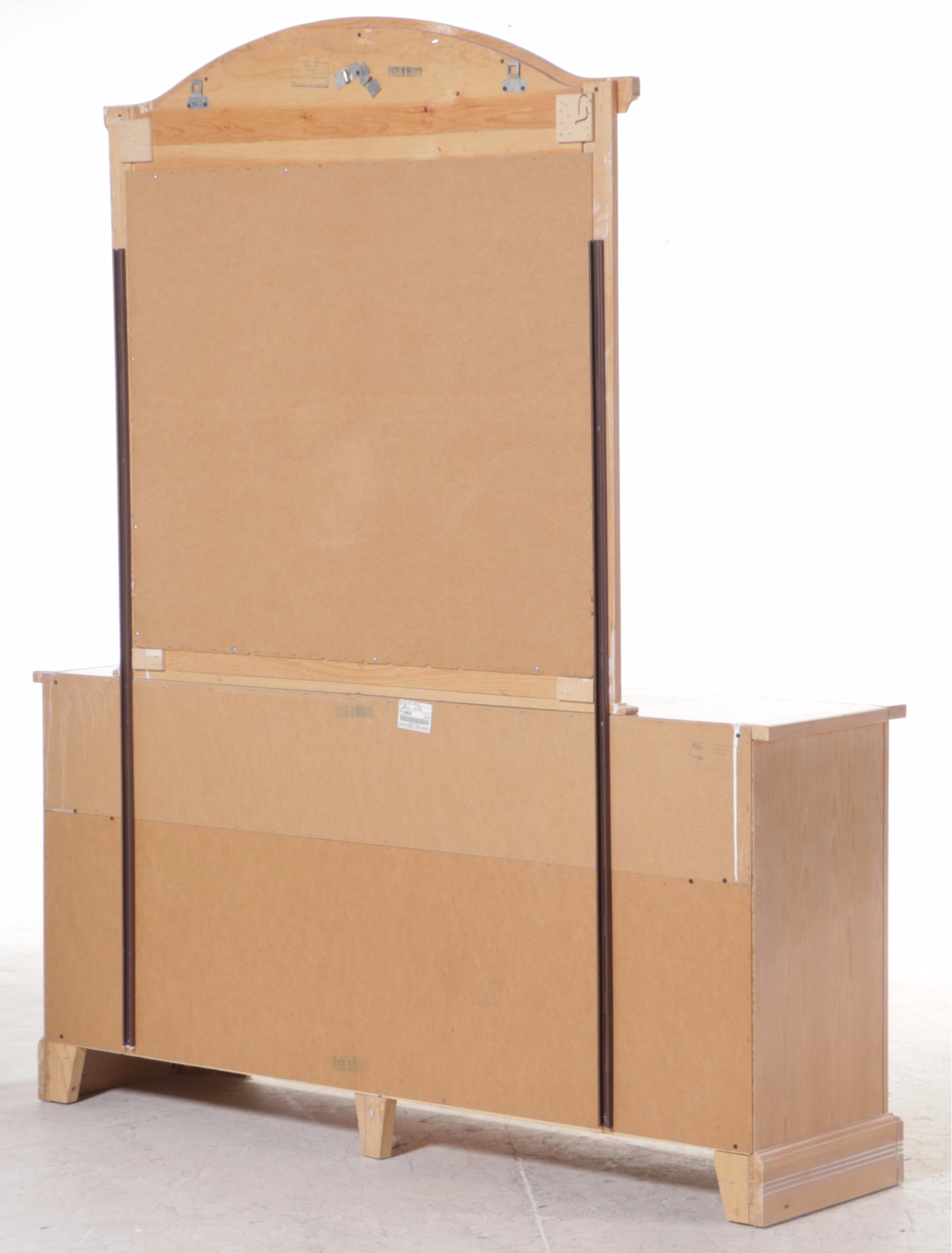 "Santa Fe" Cerused Pine Seven-Drawer Dresser, Late 20th Century