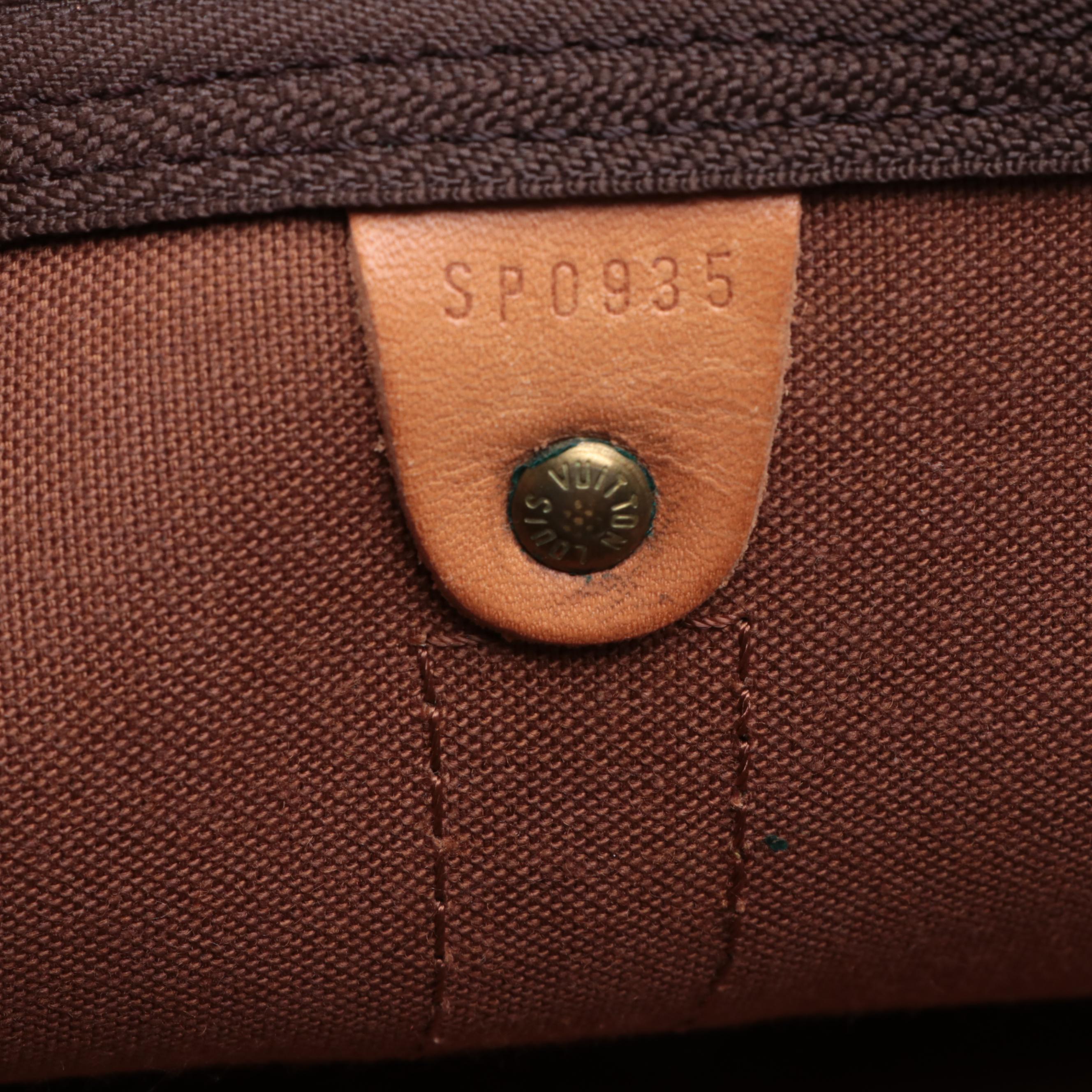 Louis Vuitton Keepall 55 in Monogram Canvas