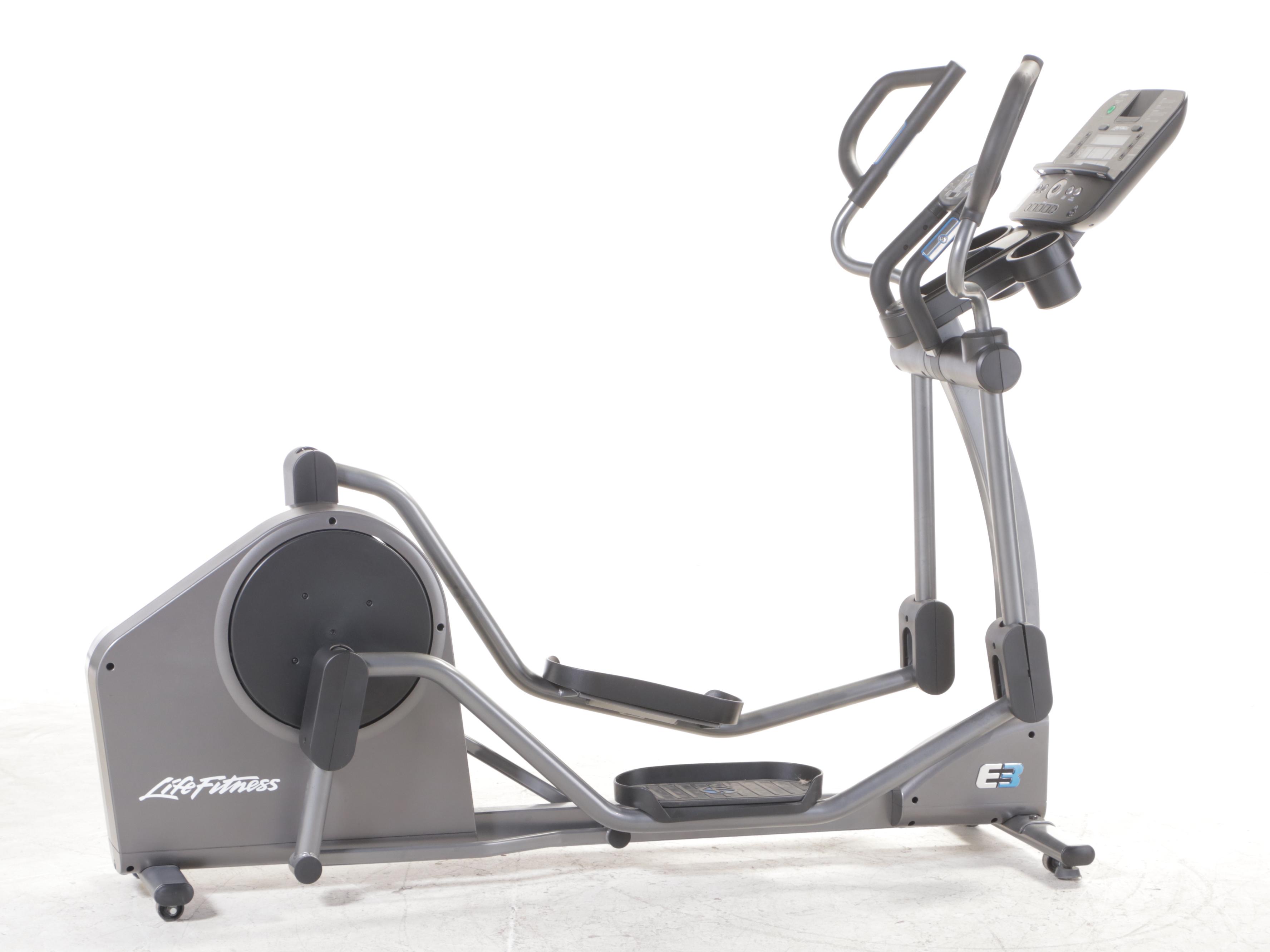 Life Fitness "E3" Elliptical Cross-Trainer