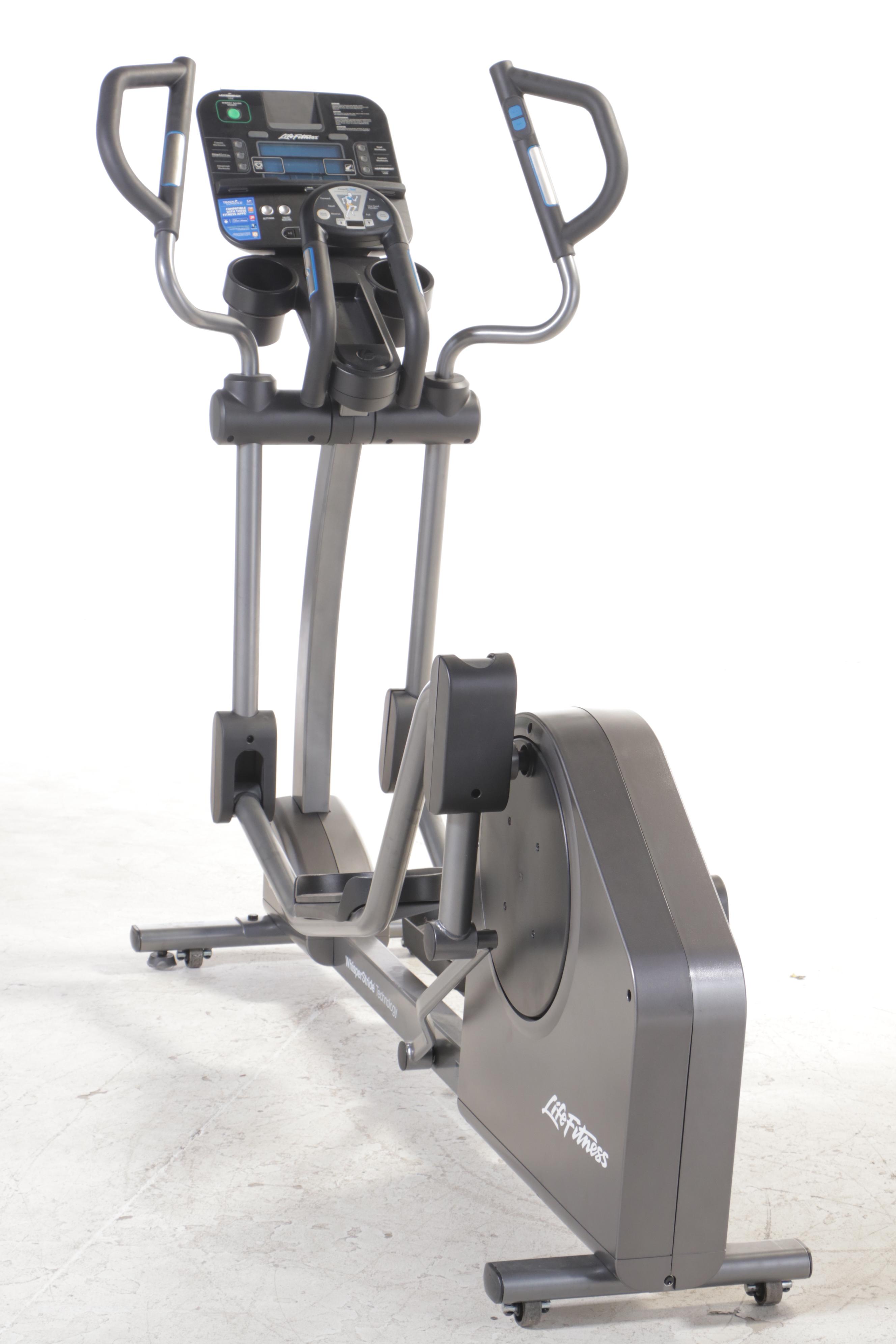 Life Fitness "E3" Elliptical Cross-Trainer