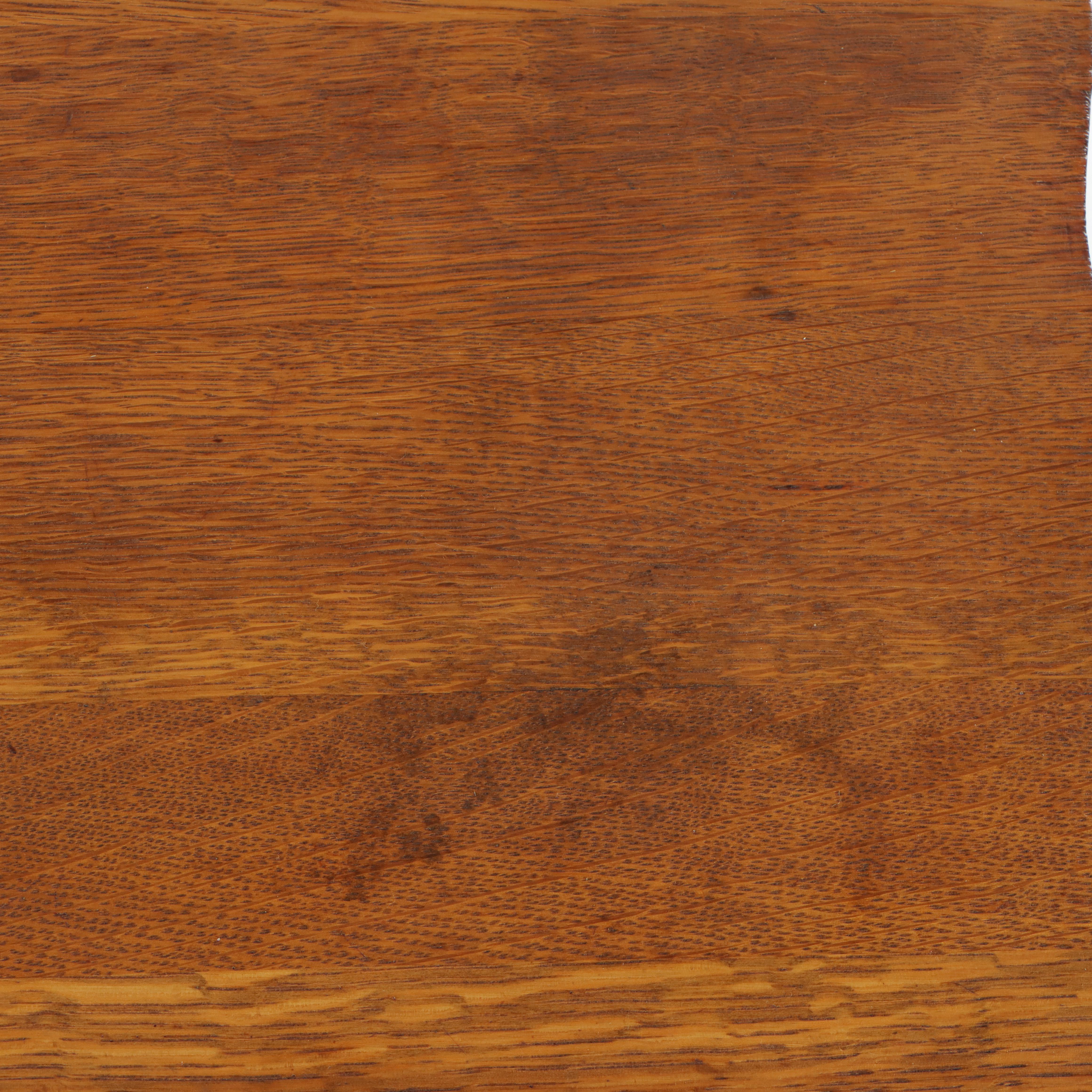 Late Victorian Quartersawn and Bobbin-Turned Oak Parlor Table, circa 1900