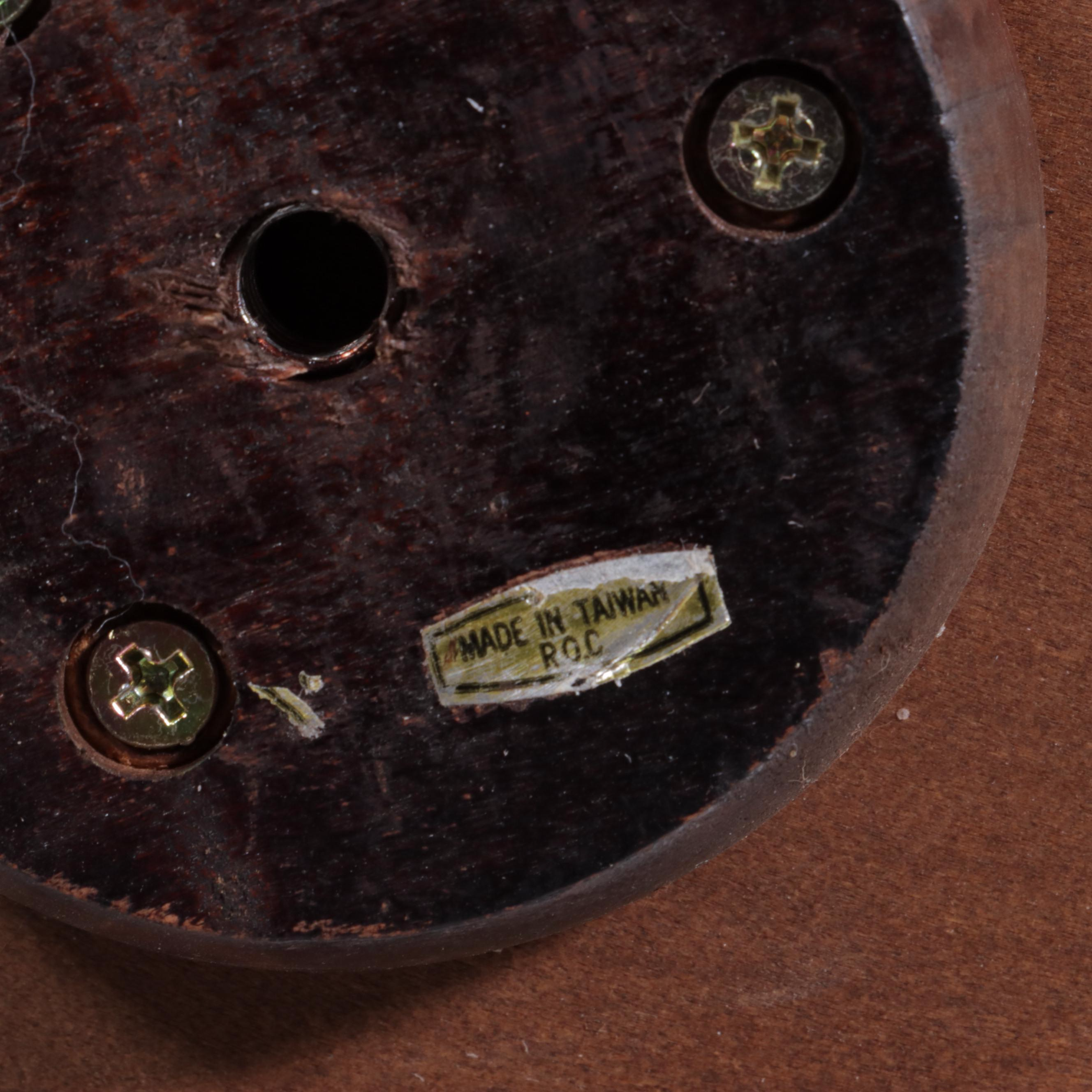 Pair of Federal Style Mahogany-Stained Three-Tier Dumbwaiters, Late 20th Century