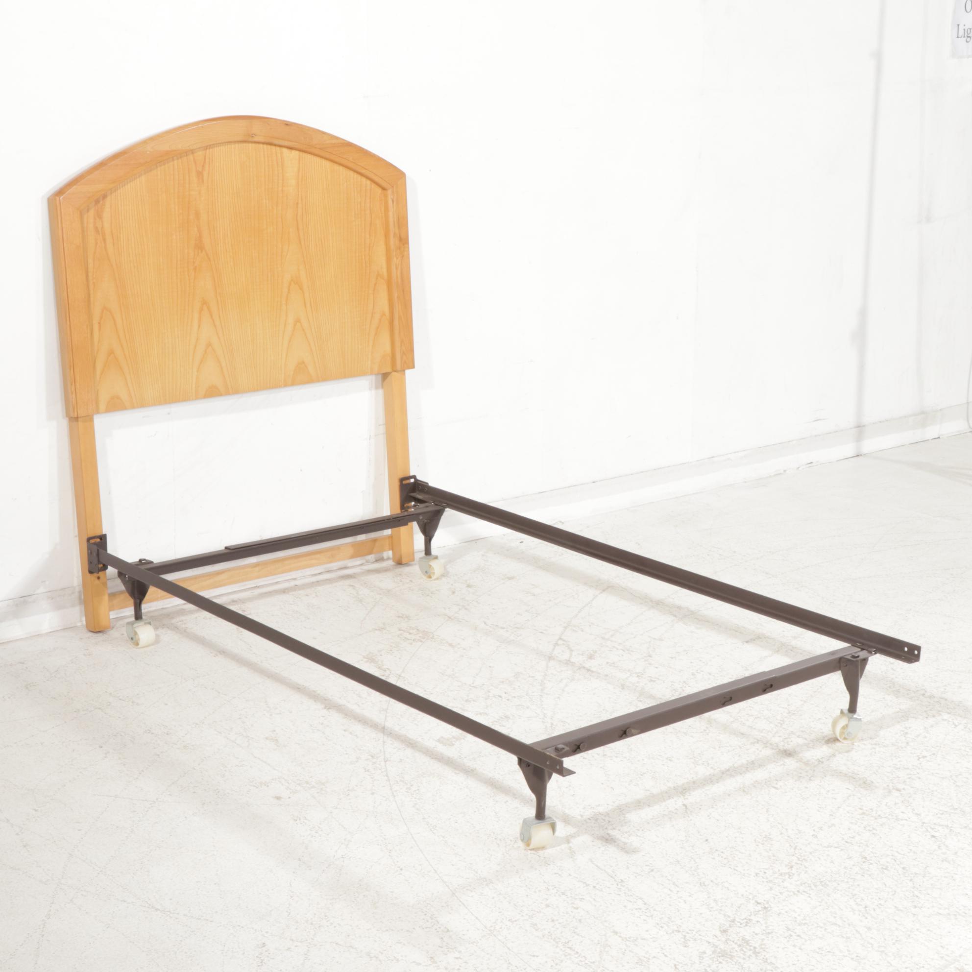 Bassett Furniture Ash Bedroom Suite with Desk and Twin Bed