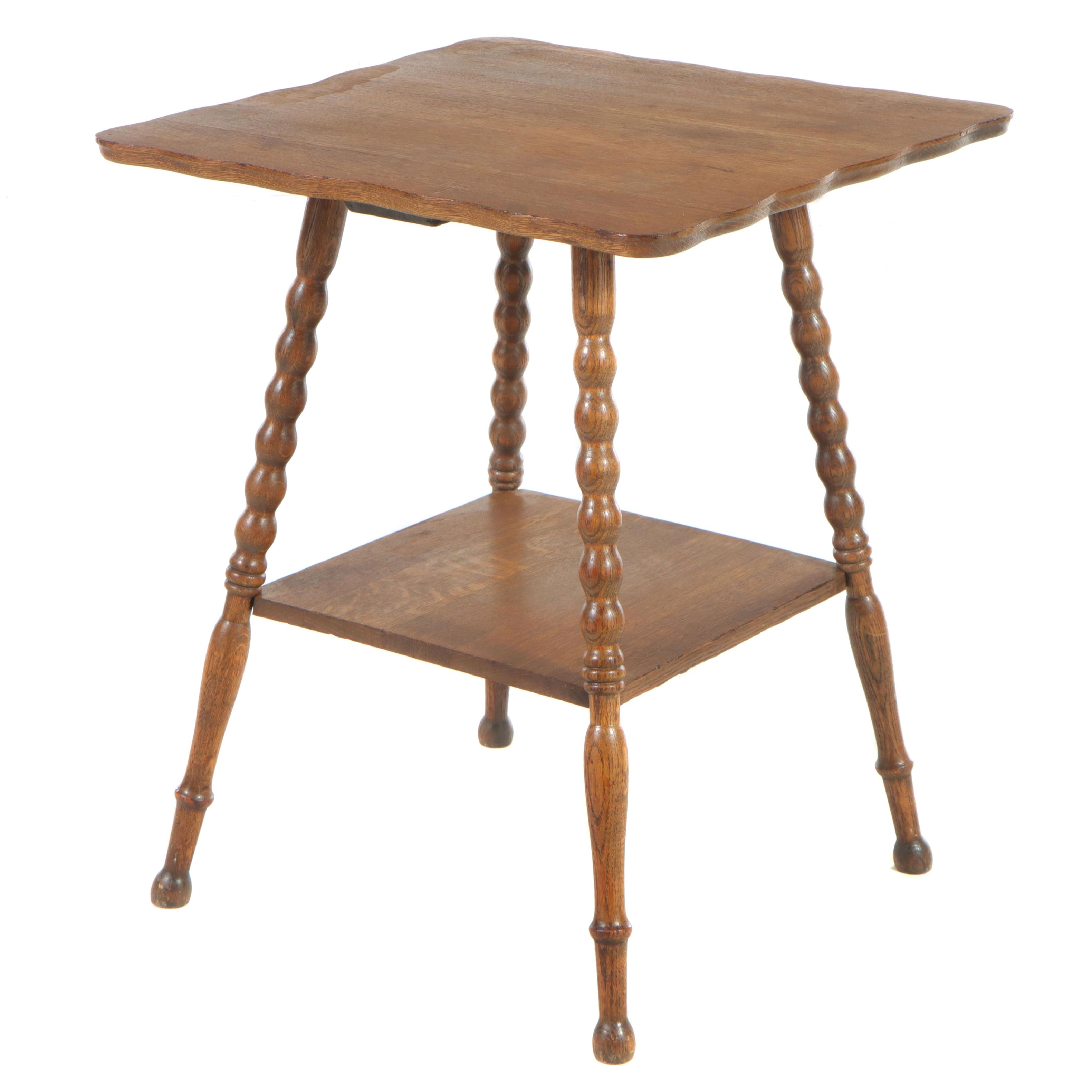 Late Victorian Quartersawn and Bobbin-Turned Oak Parlor Table, circa 1900